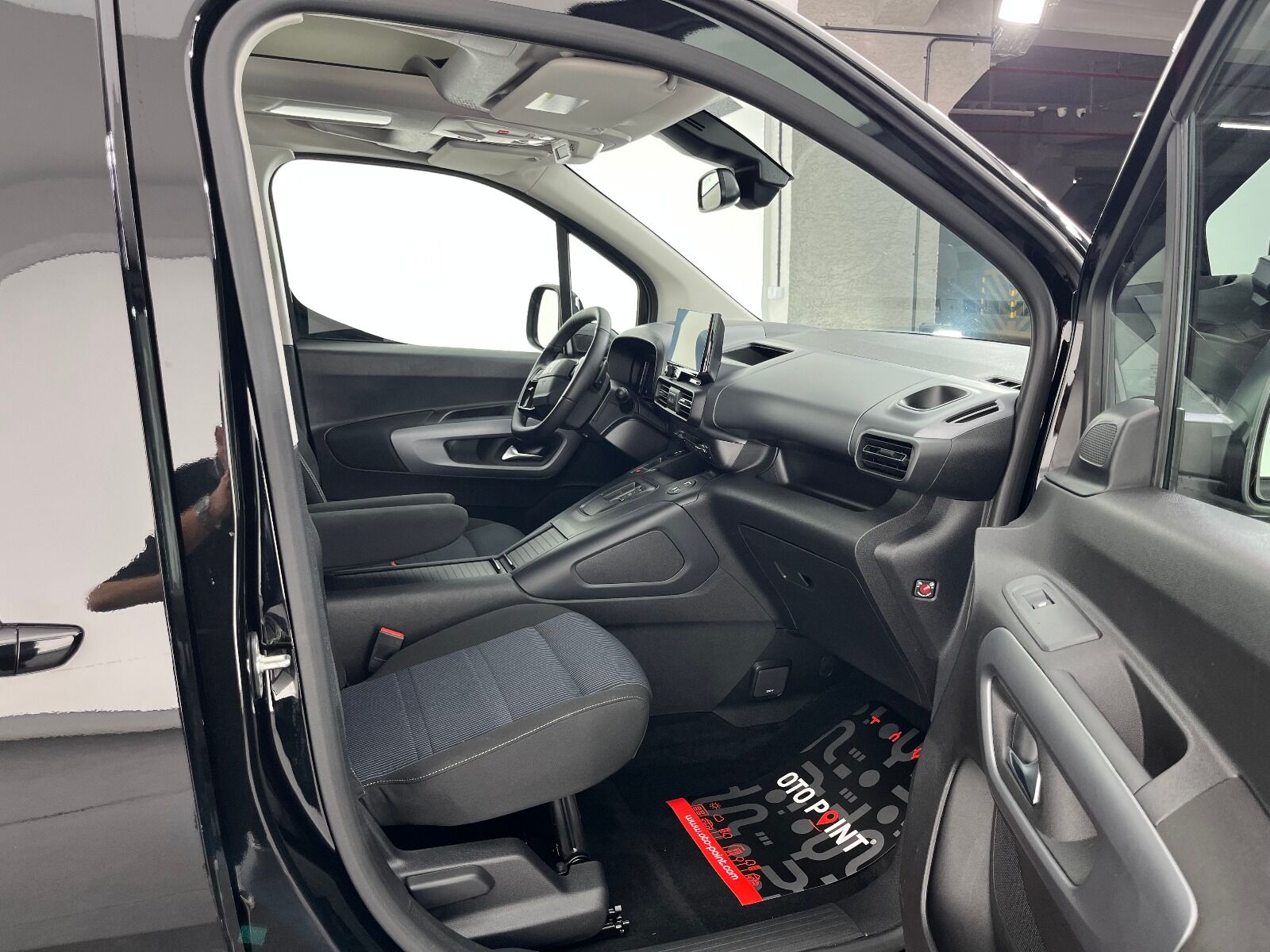 Fiat Doblo Combi 1.5 BlueHDİ Premio Plus - 2025 - Detay