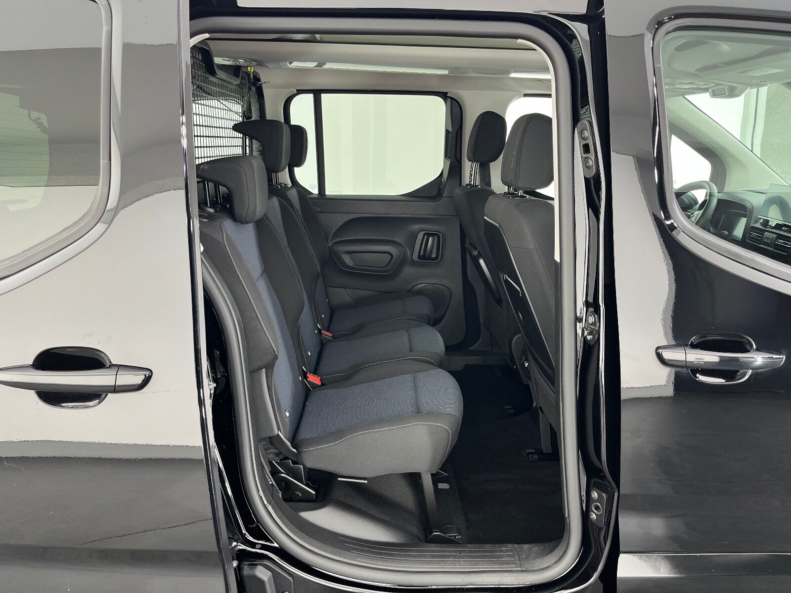 Fiat Doblo Combi 1.5 BlueHDİ Premio Plus - 2025 - Detay