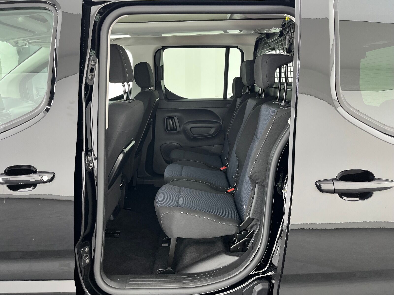 Fiat Doblo Combi 1.5 BlueHDİ Premio Plus - 2025 - Detay