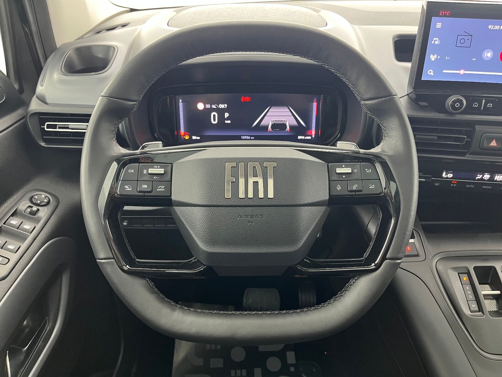 Fiat Doblo Combi 1.5 BlueHDİ Premio Plus - 2025 - Detay