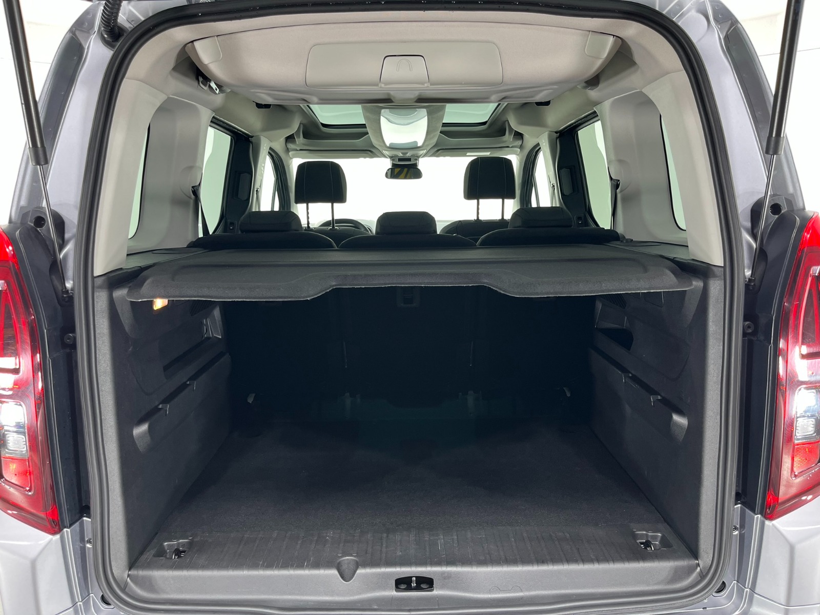 Fiat Doblo Combi 1.5 BlueHDI Premio Plus Otomatik - 2025 - Detay