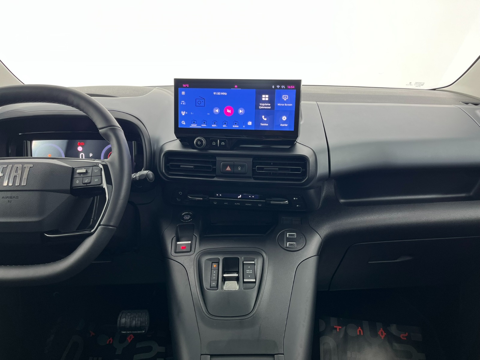 Fiat Doblo Combi 1.5 BlueHDI Premio Plus Otomatik - 2025 - Detay