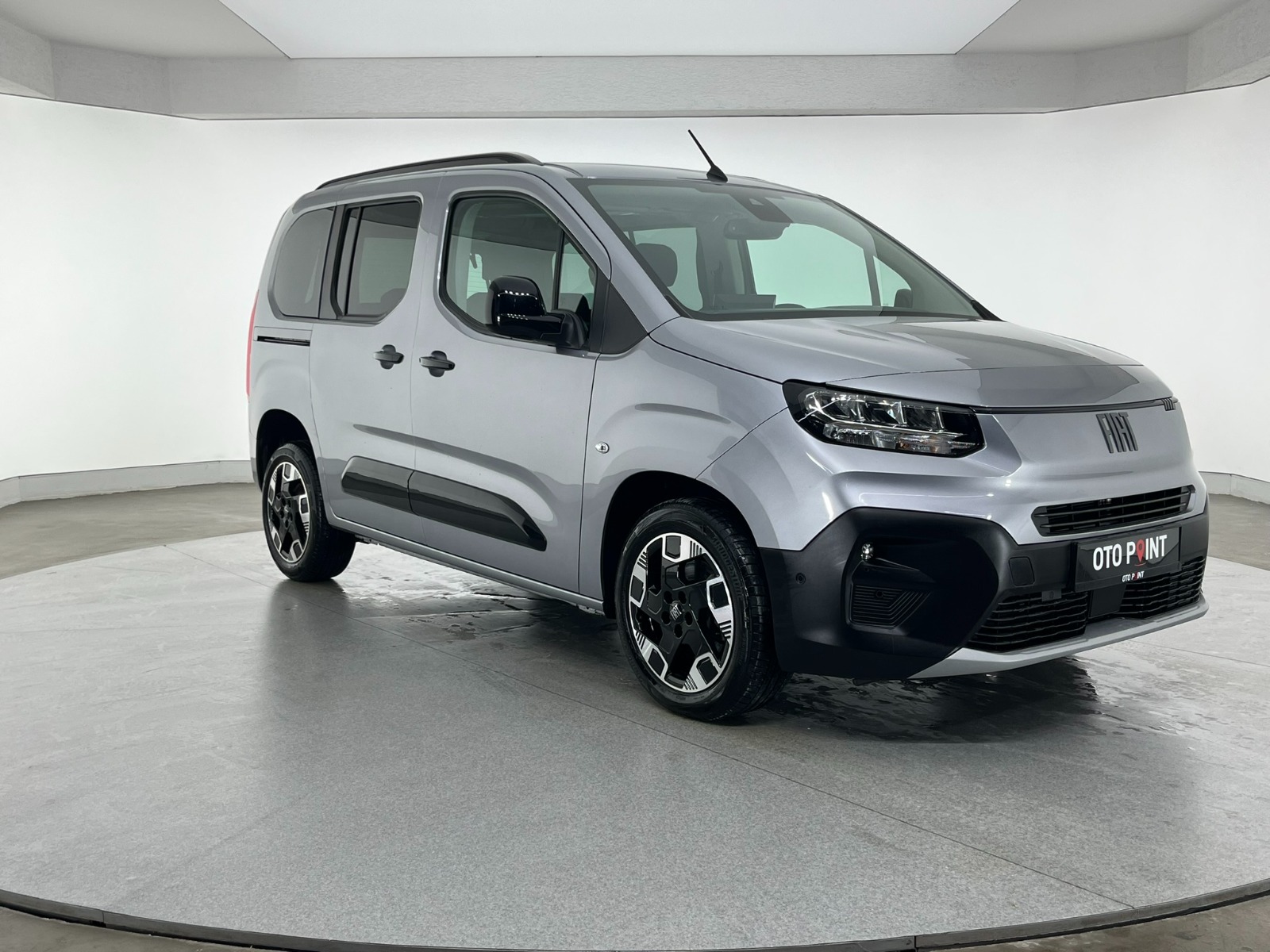 Fiat Doblo Combi 1.5 BlueHDI Premio Plus Otomatik - 2025 - Detay