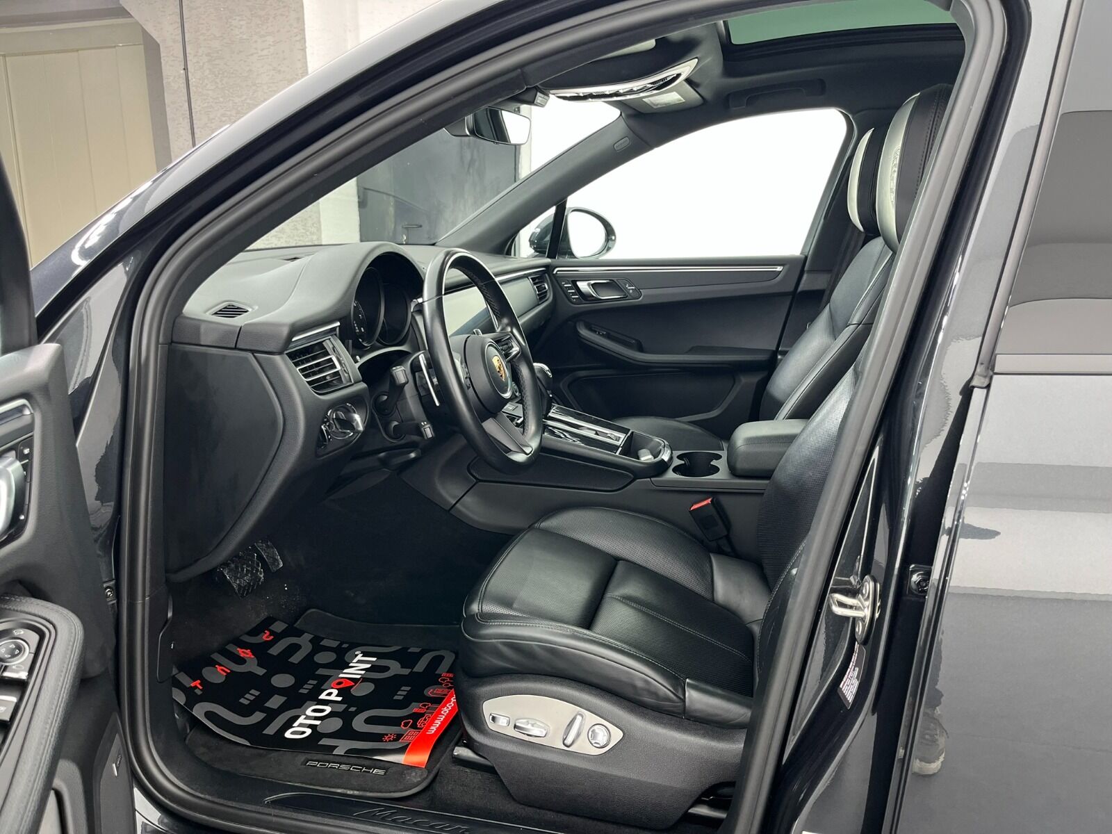 Porsche Macan 2.0 Turbo - 2022 - Detay