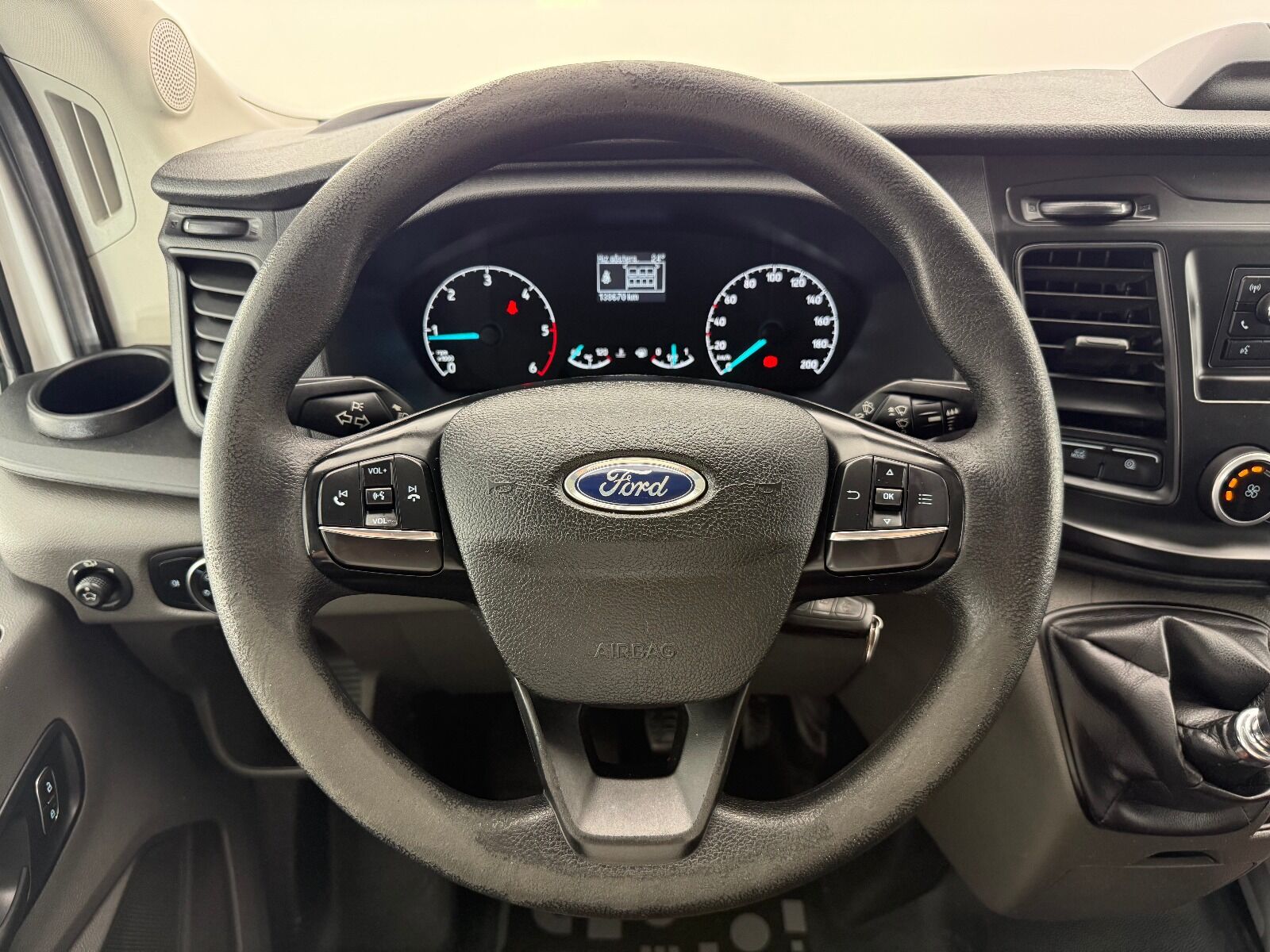 Ford Transit 350 M Çift Kabin - 2021 - Detay