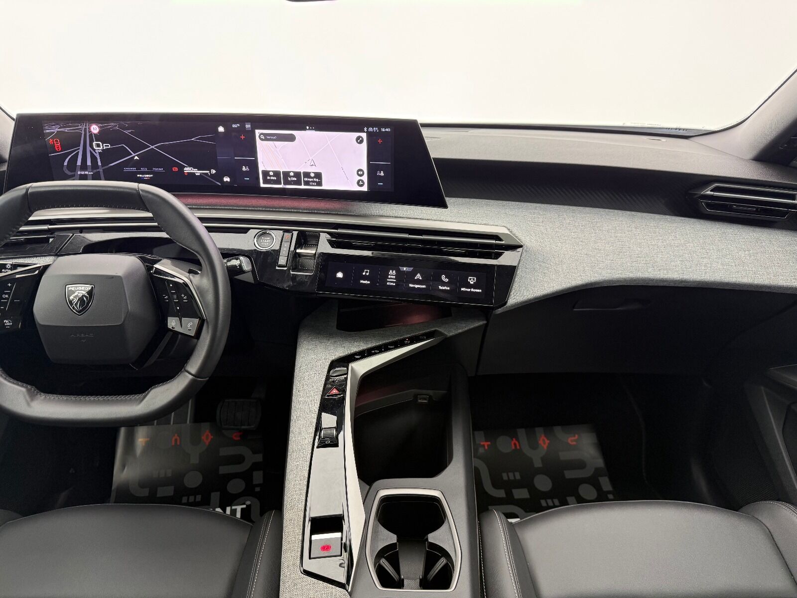 Peugeot 3008 1.2 Hybrid Allure e-DCS6 - 2025 - Detay