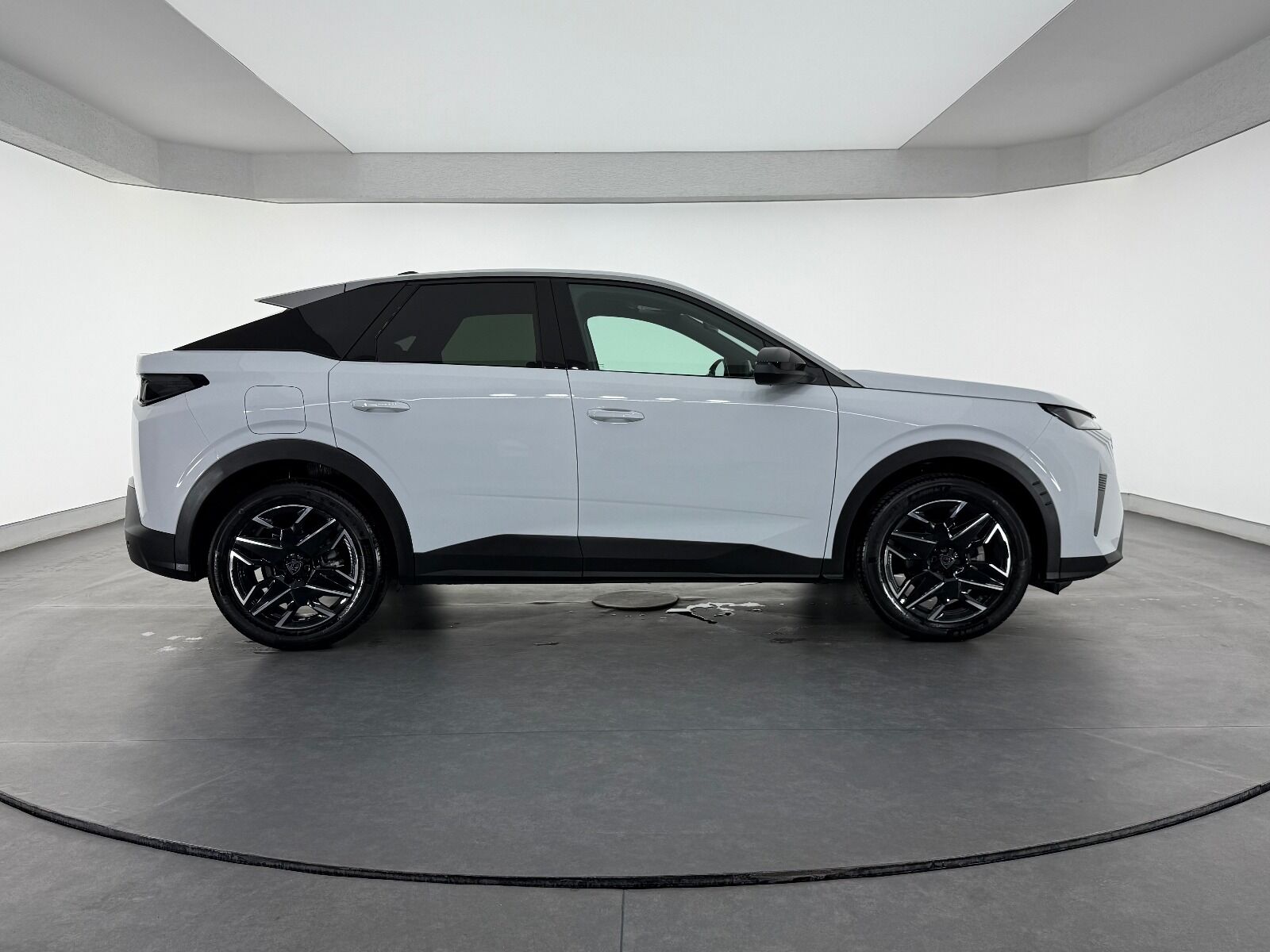 Peugeot 3008 1.2 Hybrid Allure e-DCS6 - 2025 - Detay