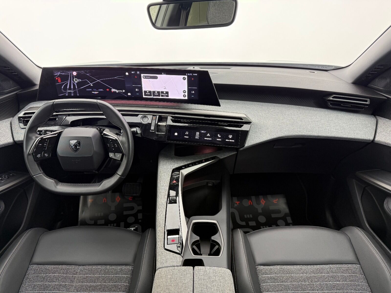 Peugeot 3008 1.2 Hybrid Allure e-DCS6 - 2025 - Detay