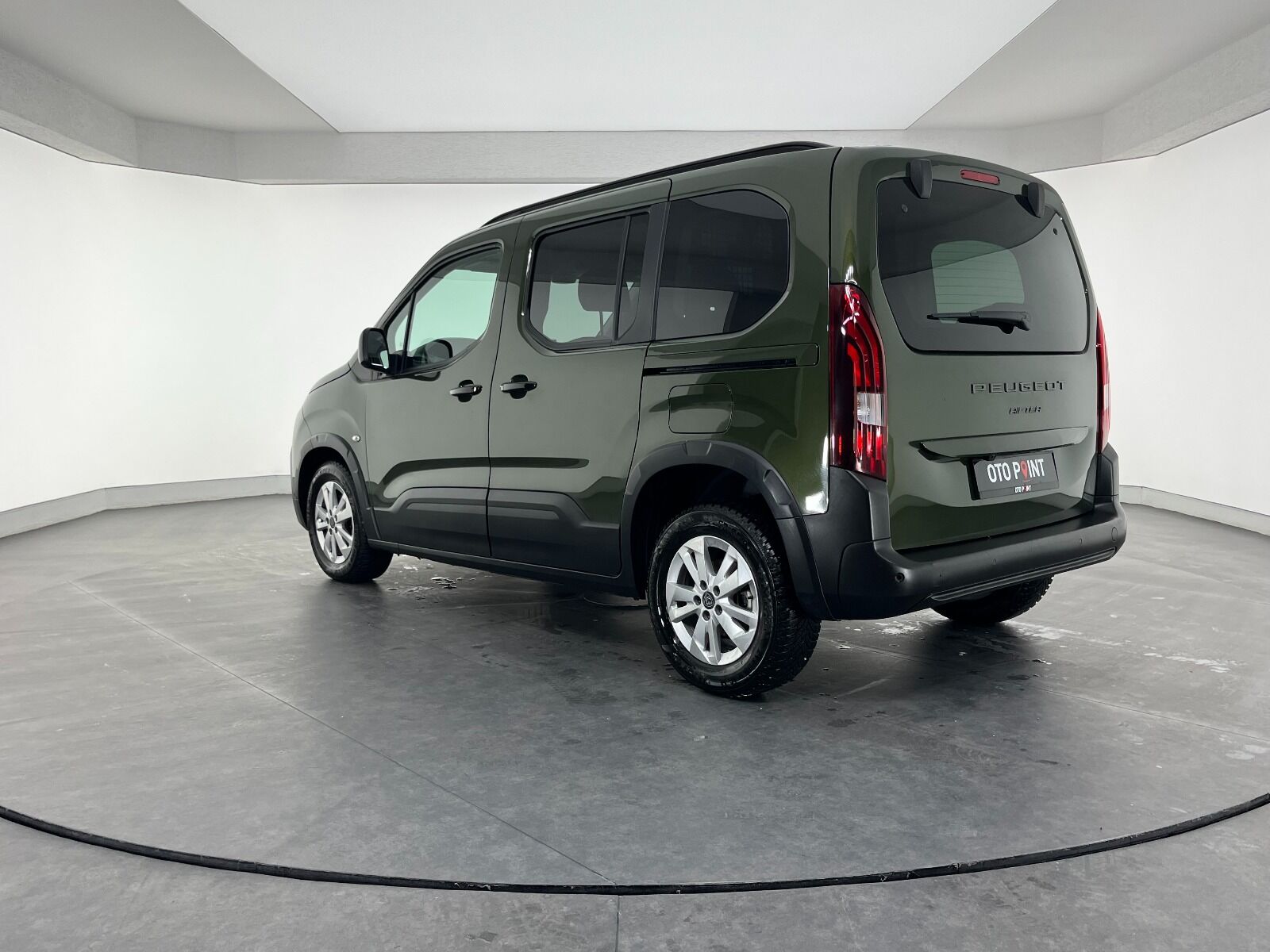 Peugeot Rifter 1.5 BlueHDI Allure EAT8 - 2025 - Detay