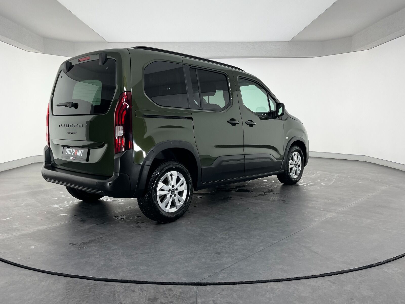 Peugeot Rifter 1.5 BlueHDI Allure EAT8 - 2025 - Detay