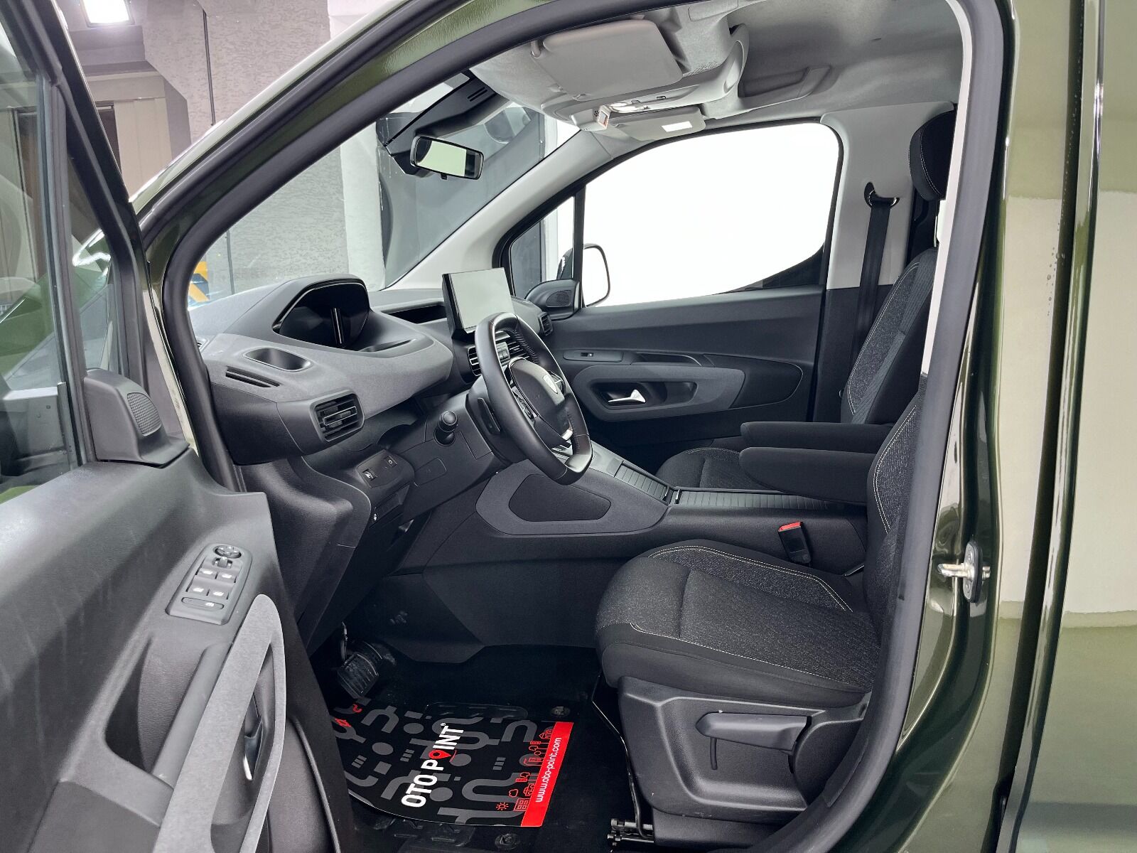 Peugeot Rifter 1.5 BlueHDI Allure EAT8 - 2025 - Detay