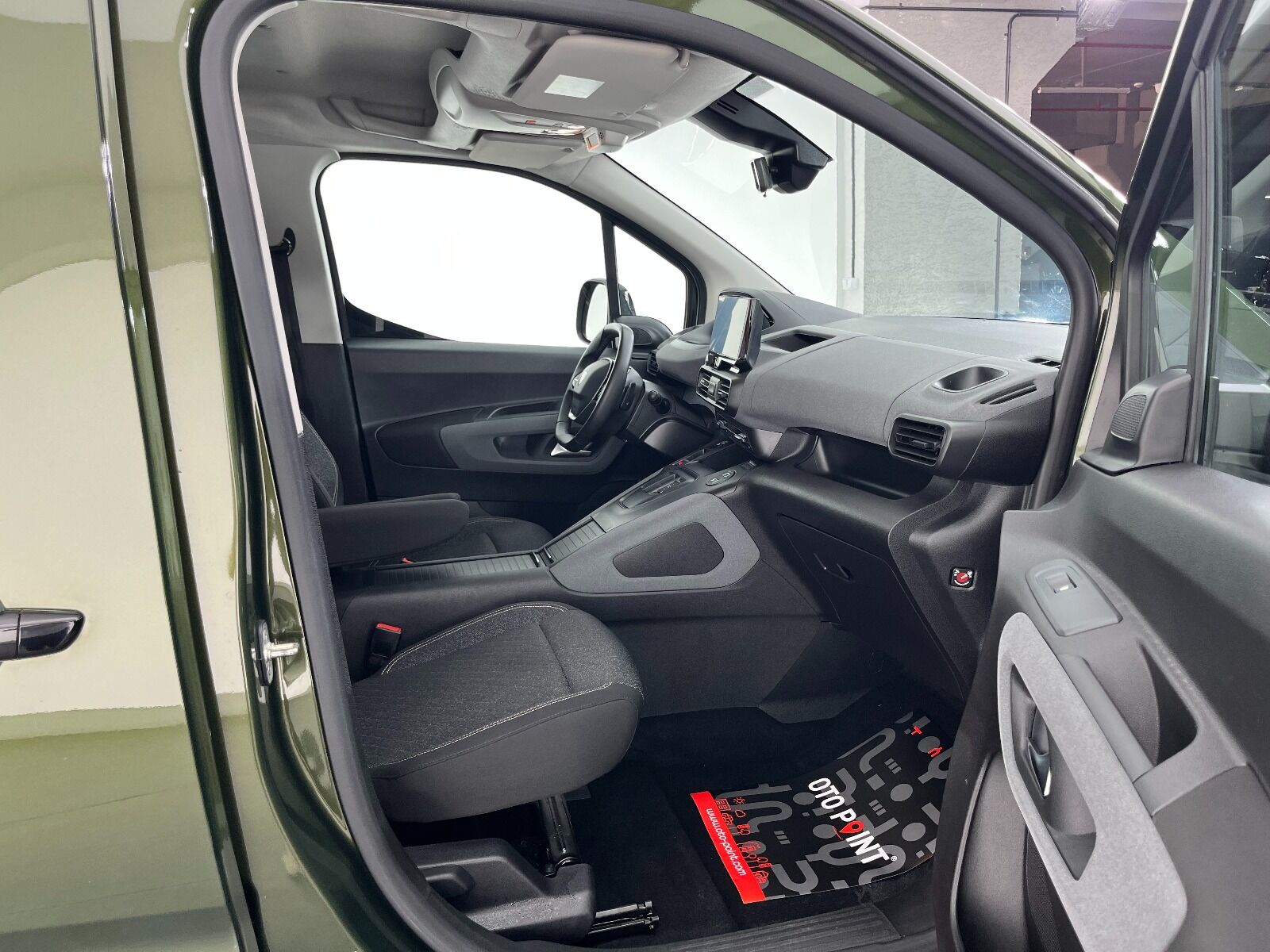 Peugeot Rifter 1.5 BlueHDI Allure EAT8 - 2025 - Detay
