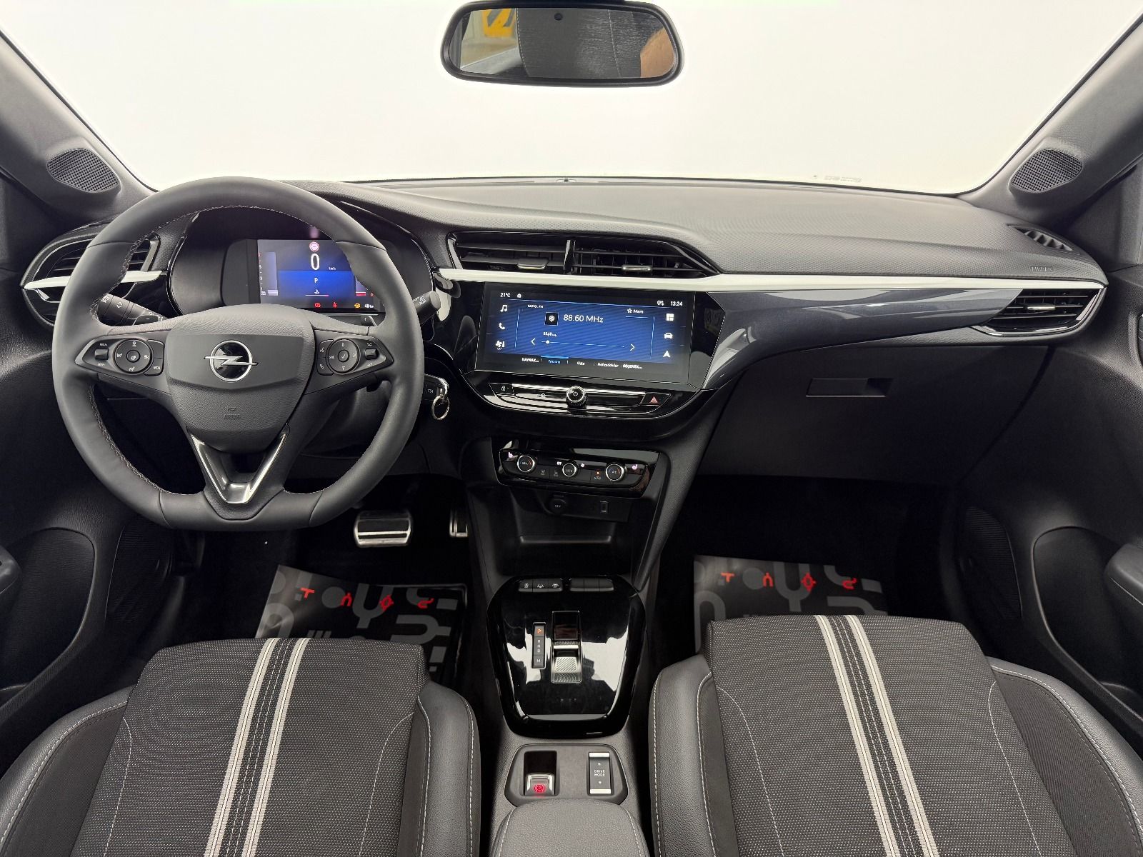 Opel Corsa 1.2 T GS AT8 - 2025 - Detay