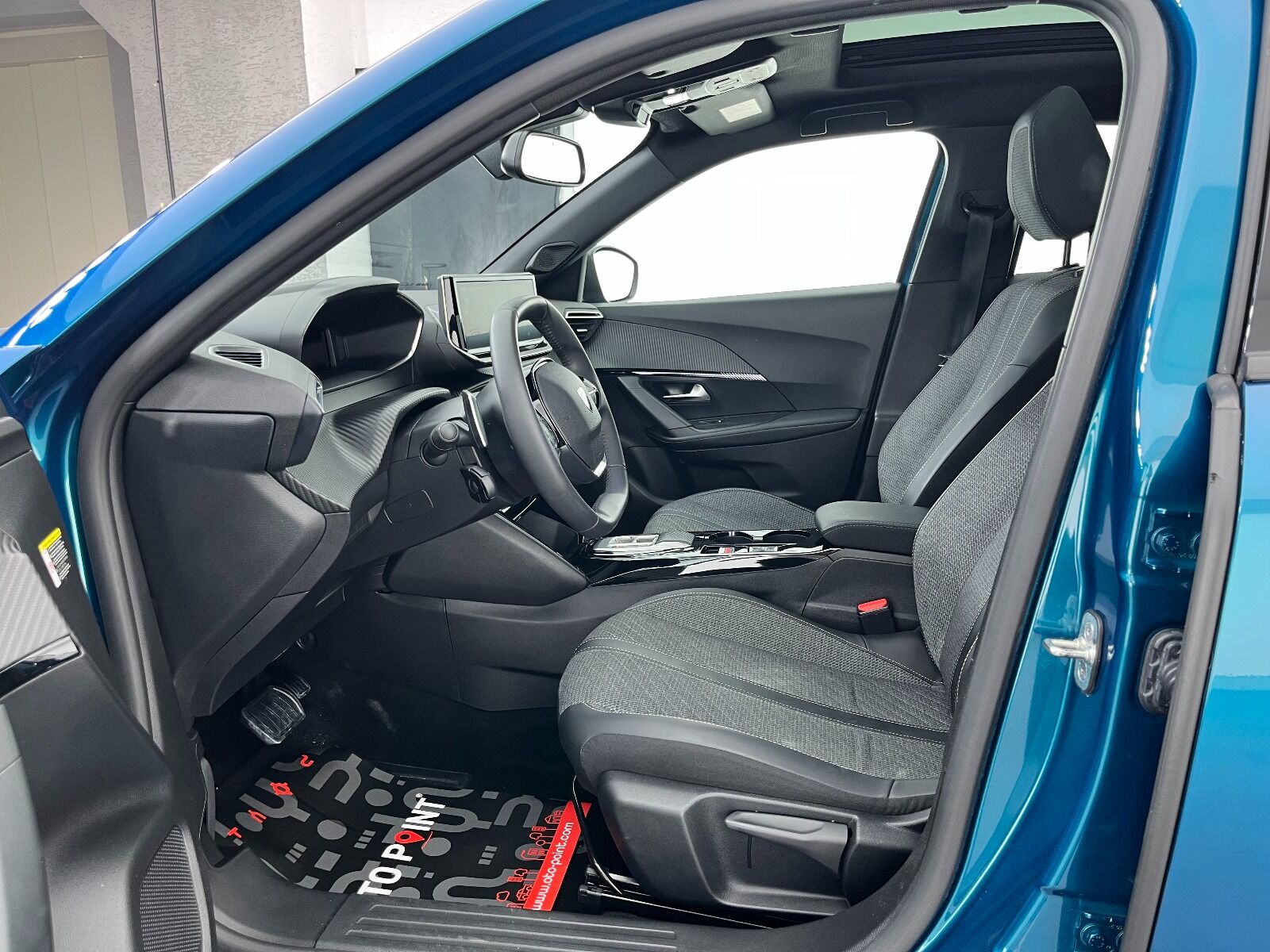 Peugeot 2008 1.2 Puretech Allure EAT8 - 2025 - Detay