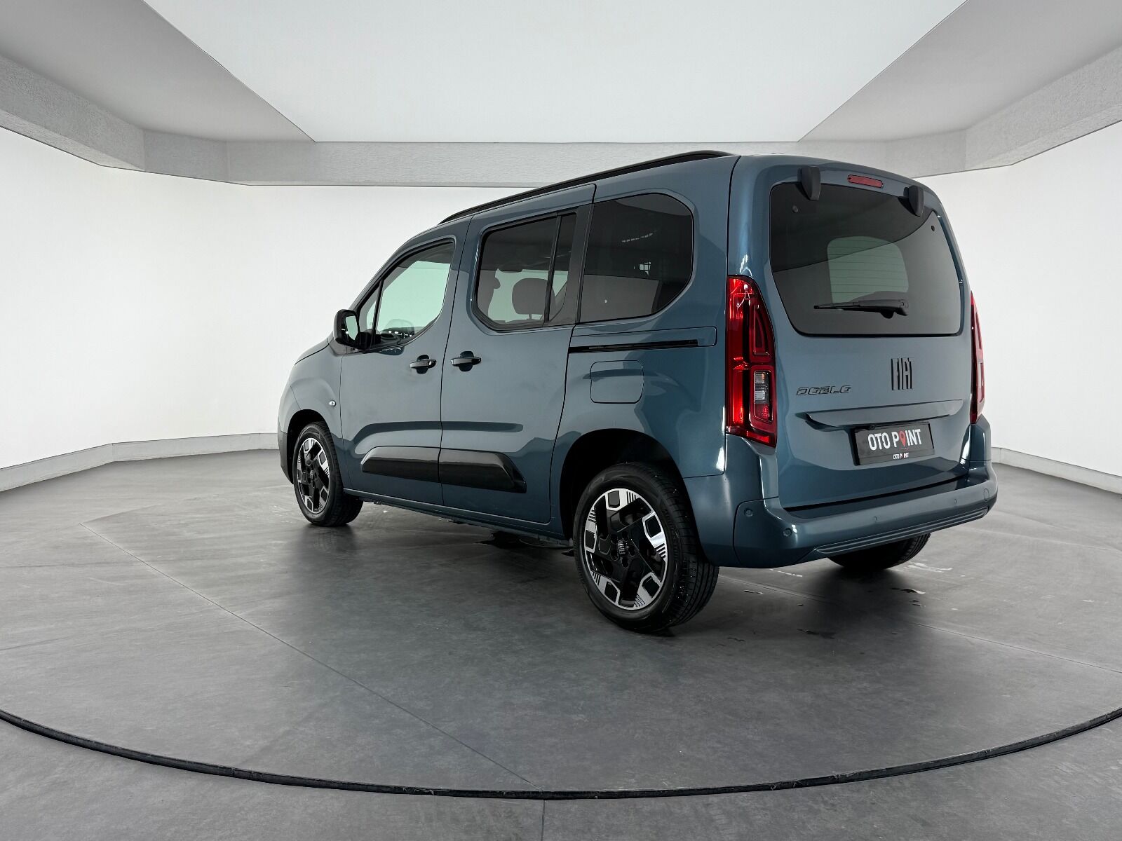 Fiat Doblo Combi 1.5 BlueHDI Premio Plus Otomatik - 2025 - Detay