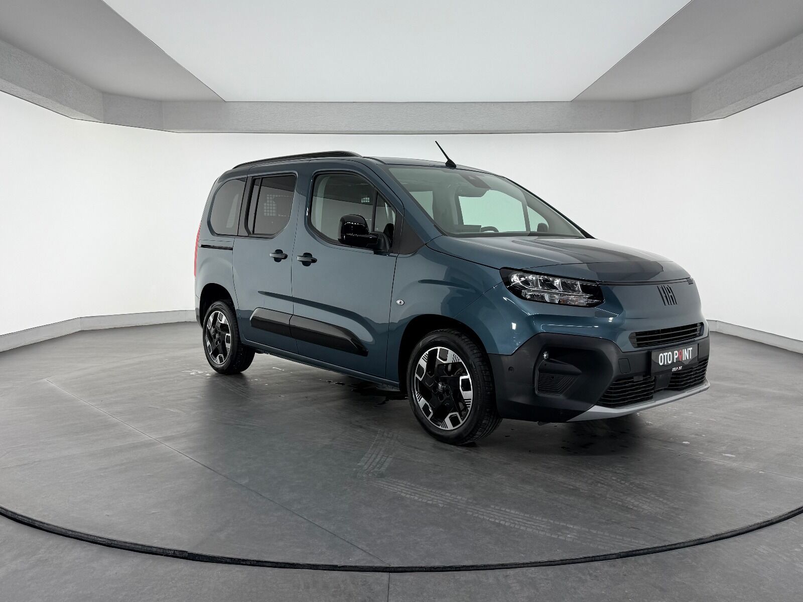 Fiat Doblo Combi 1.5 BlueHDI Premio Plus Otomatik - 2025 - Detay