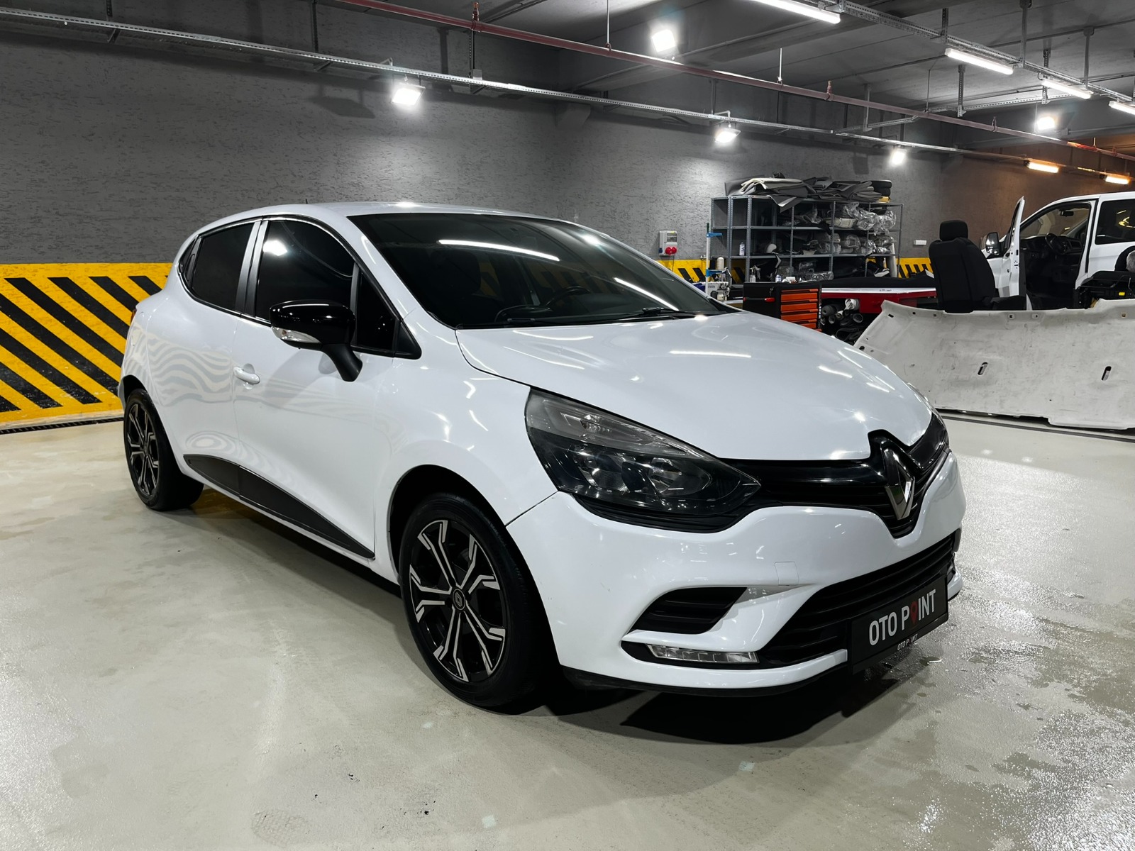 Renault Clio Hatchback 1.5 DCI Joy - 2017