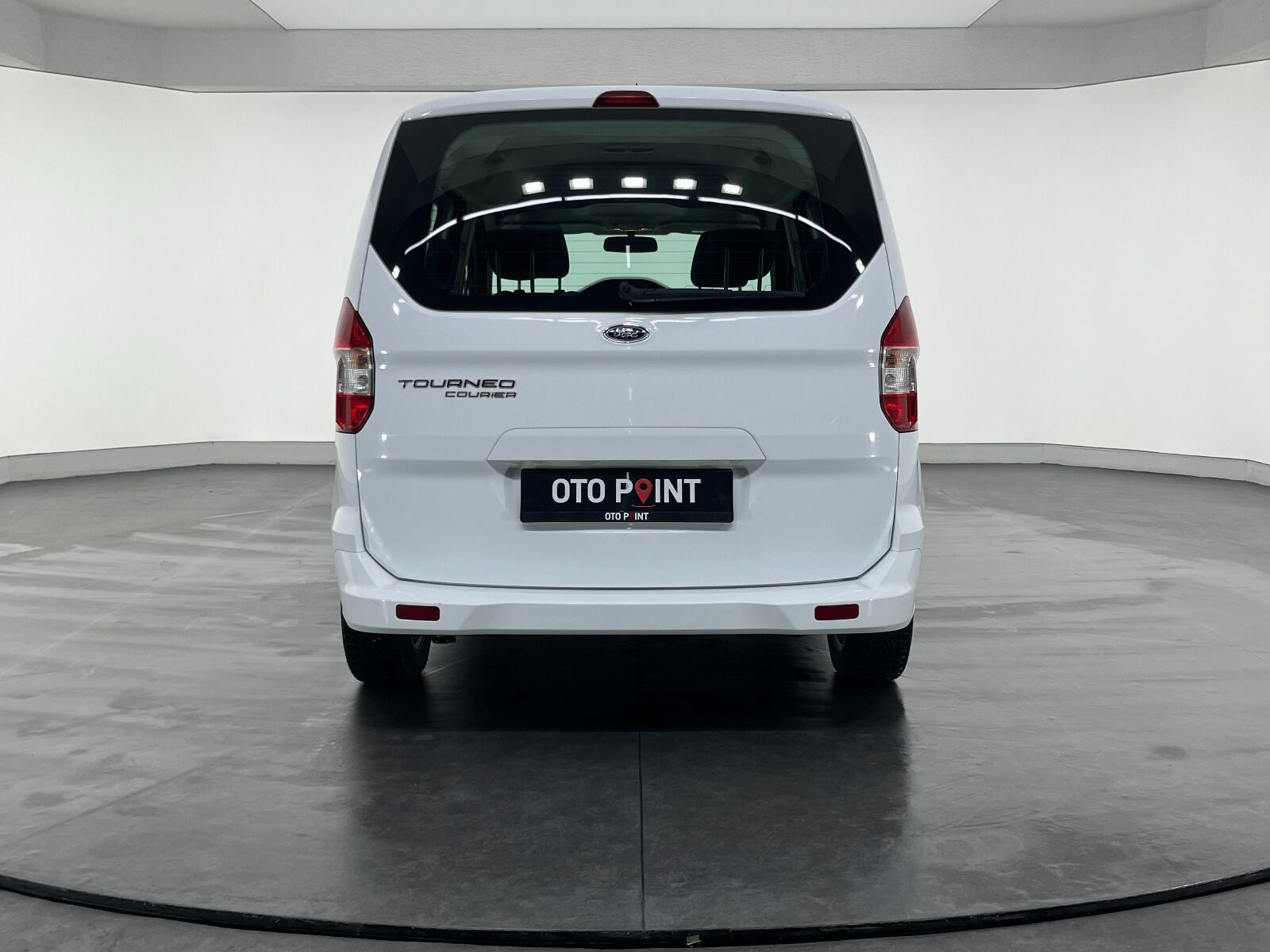 Ford Tourneo Courier 1.5 TDCI Deluxe - 2023 - Detay