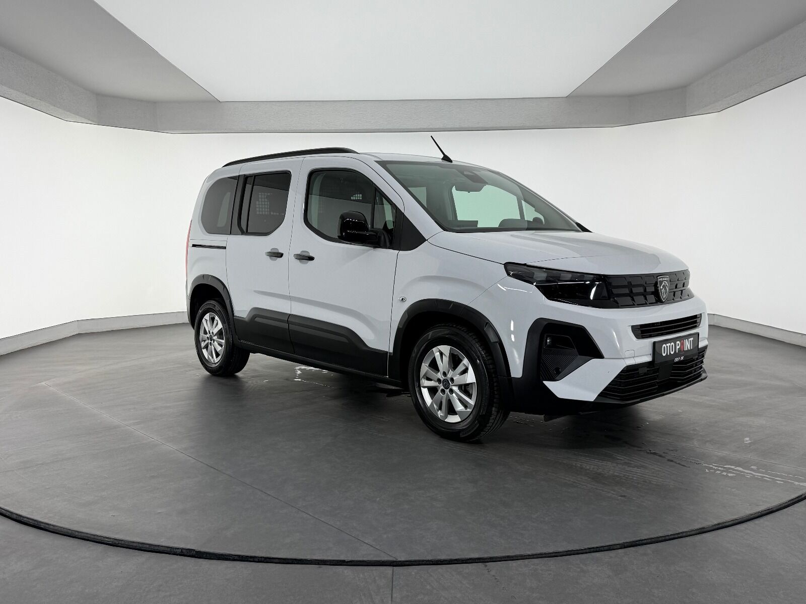 Peugeot Rifter 1.5 BlueHDI Allure EAT8 - 2026 - Detay