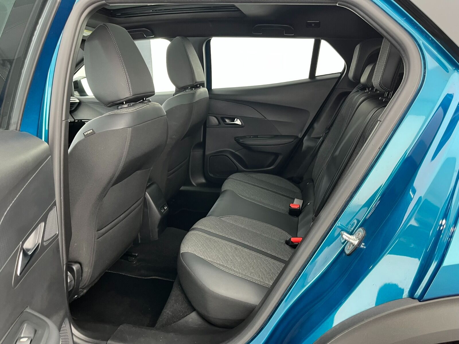 Peugeot 2008 1.2 Puretech Allure EAT8 - 2025 - Detay