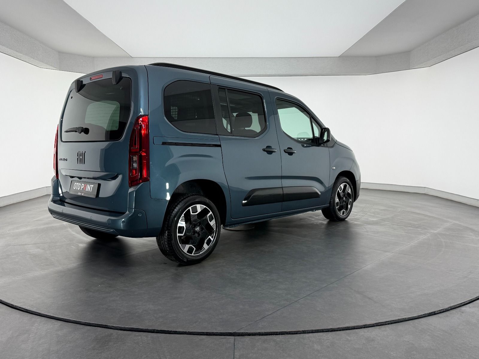 Fiat Doblo Combi 1.5 BlueHDİ Premio Plus - 2025 - Detay