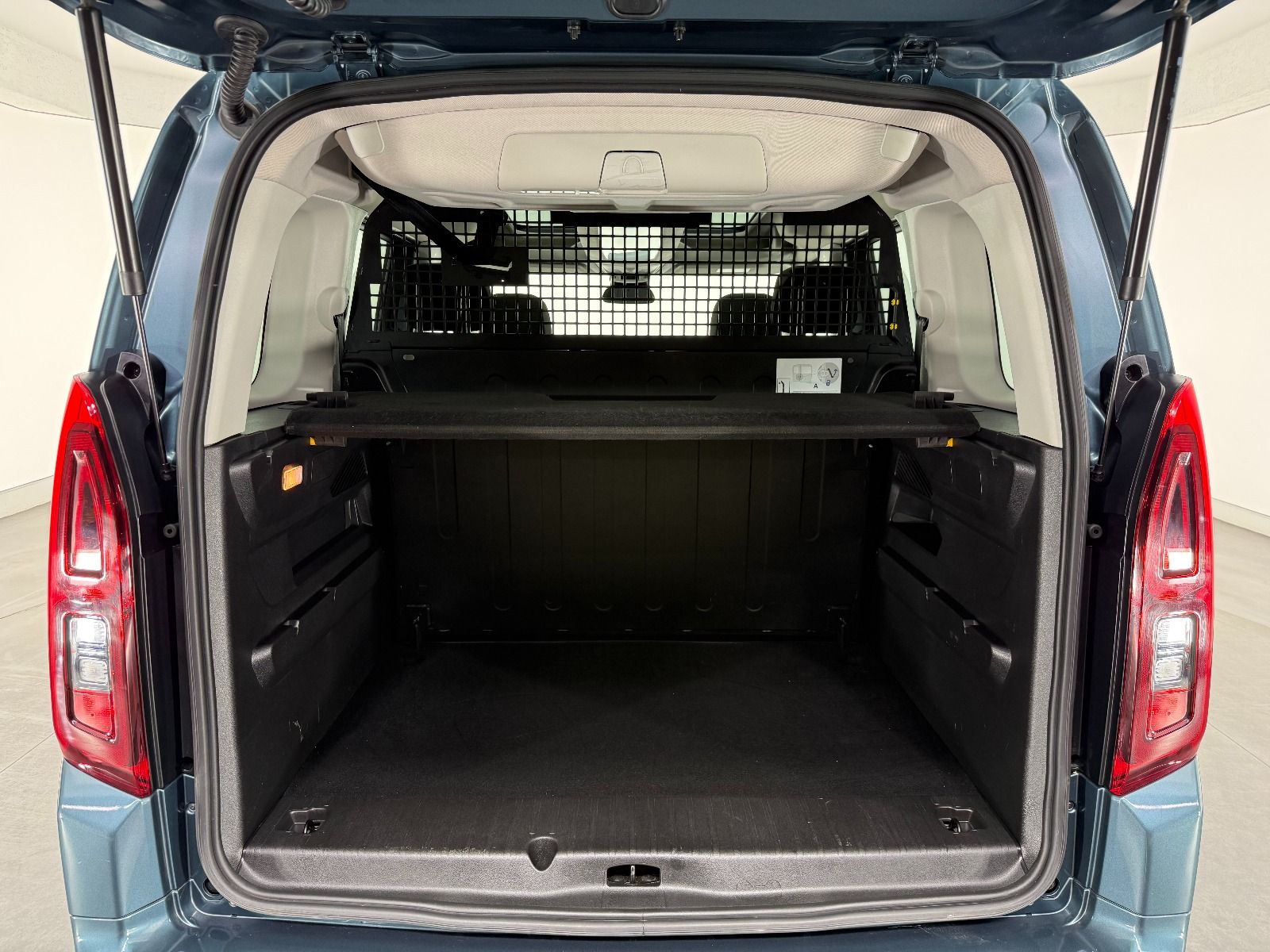 Fiat Doblo Combi 1.5 BlueHDİ Premio Plus - 2025 - Detay