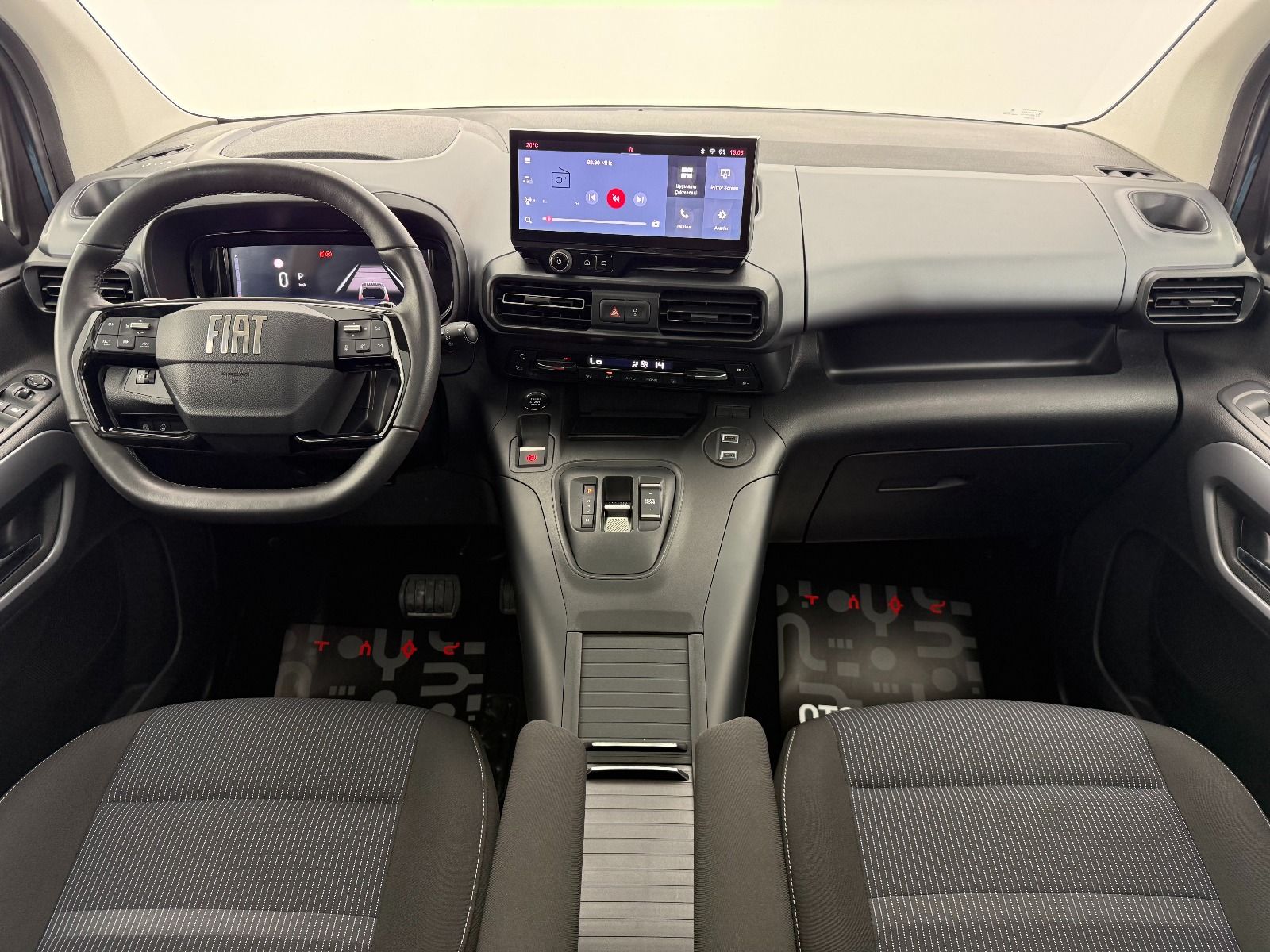 Fiat Doblo Combi 1.5 BlueHDİ Premio Plus - 2025 - Detay