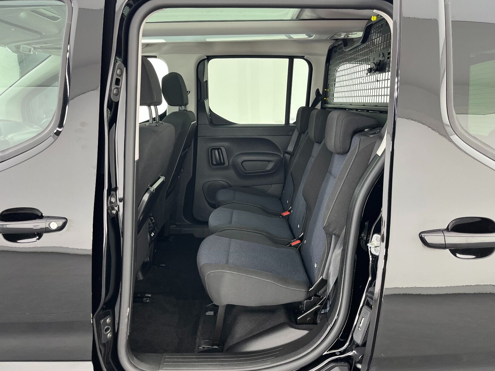 Fiat Doblo Combi 1.5 BlueHDİ Premio Plus - 2025 - Detay