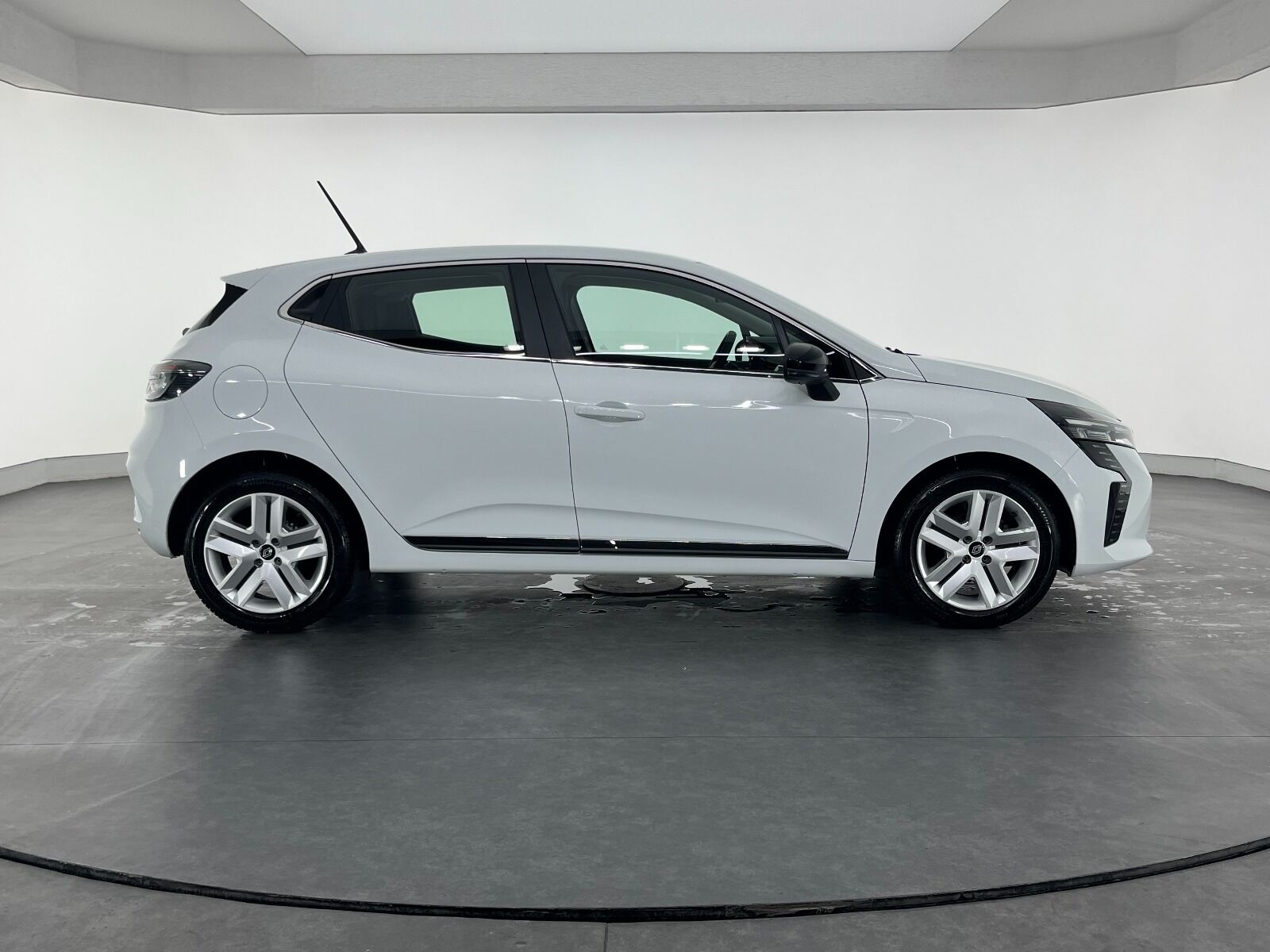Renault Clio 1.0 TCE Evolution X-Tronic - 2025 - Detay