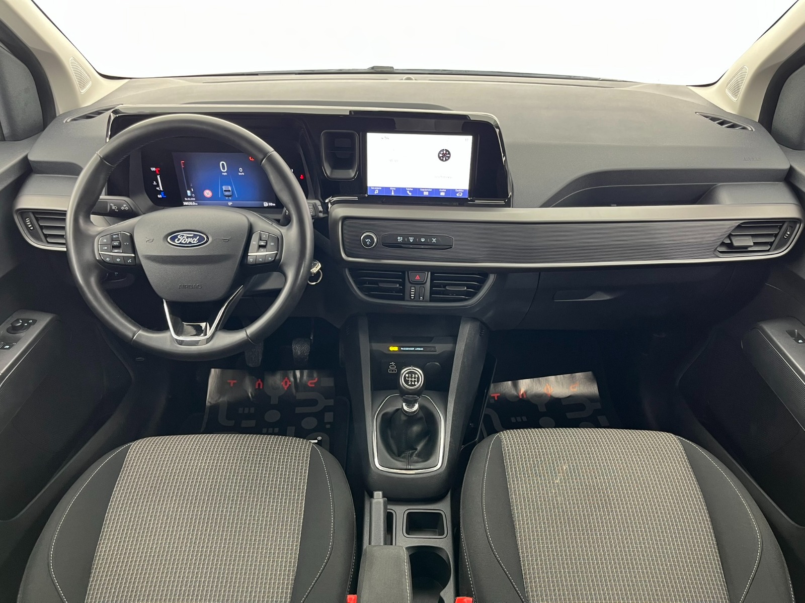 Ford Tourneo Courier Kombi 1.5 EcoBlue Deluxe - 2024 - Detay