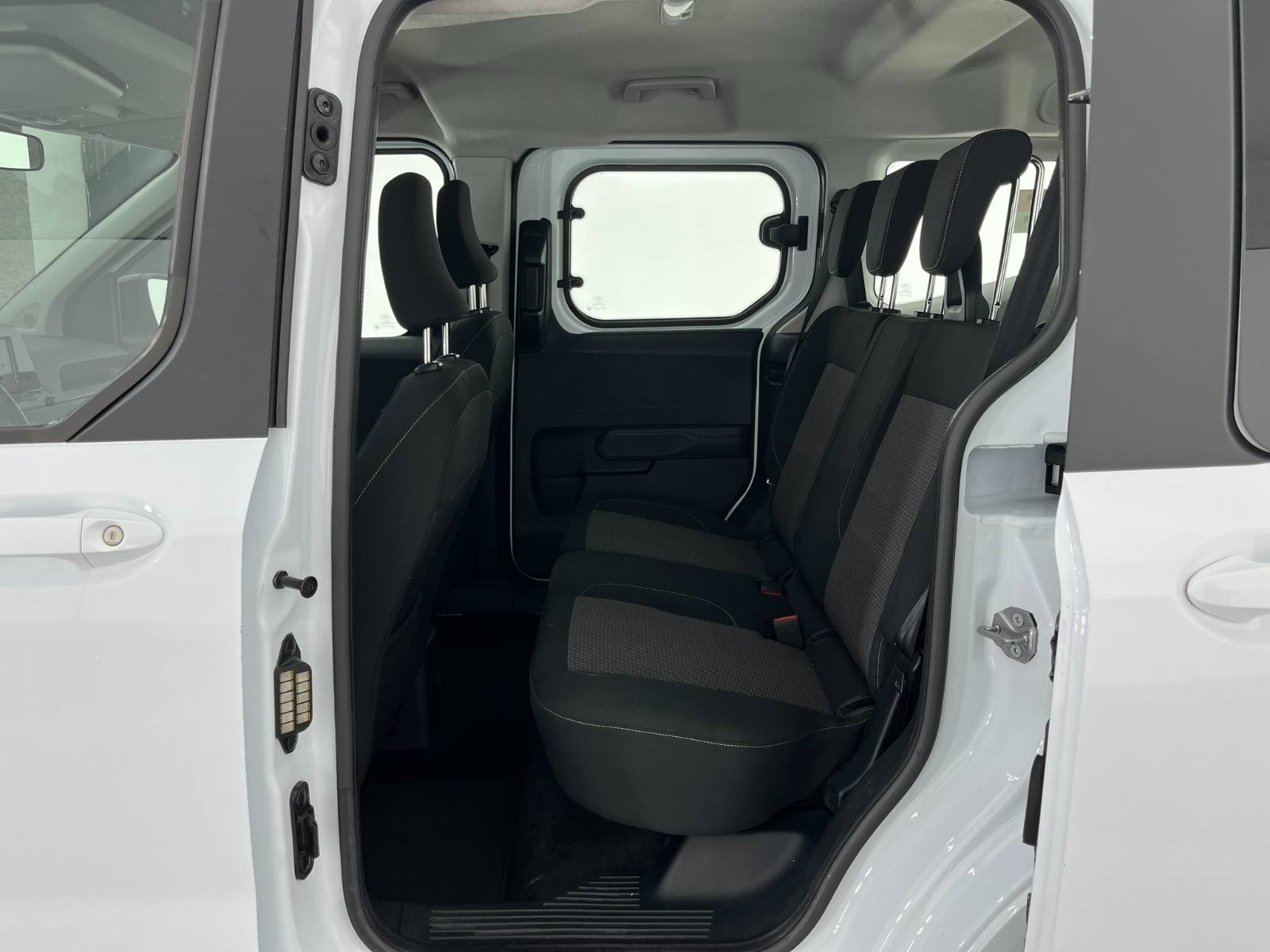 Ford Tourneo Courier Kombi 1.5 EcoBlue Deluxe - 2024 - Detay