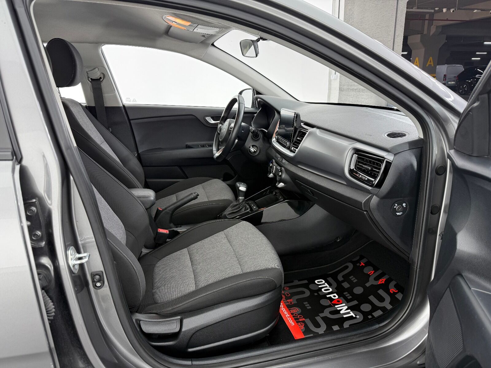 Kia Stonic 1.0 T-GDI Cool DCT - 2024 - Detay