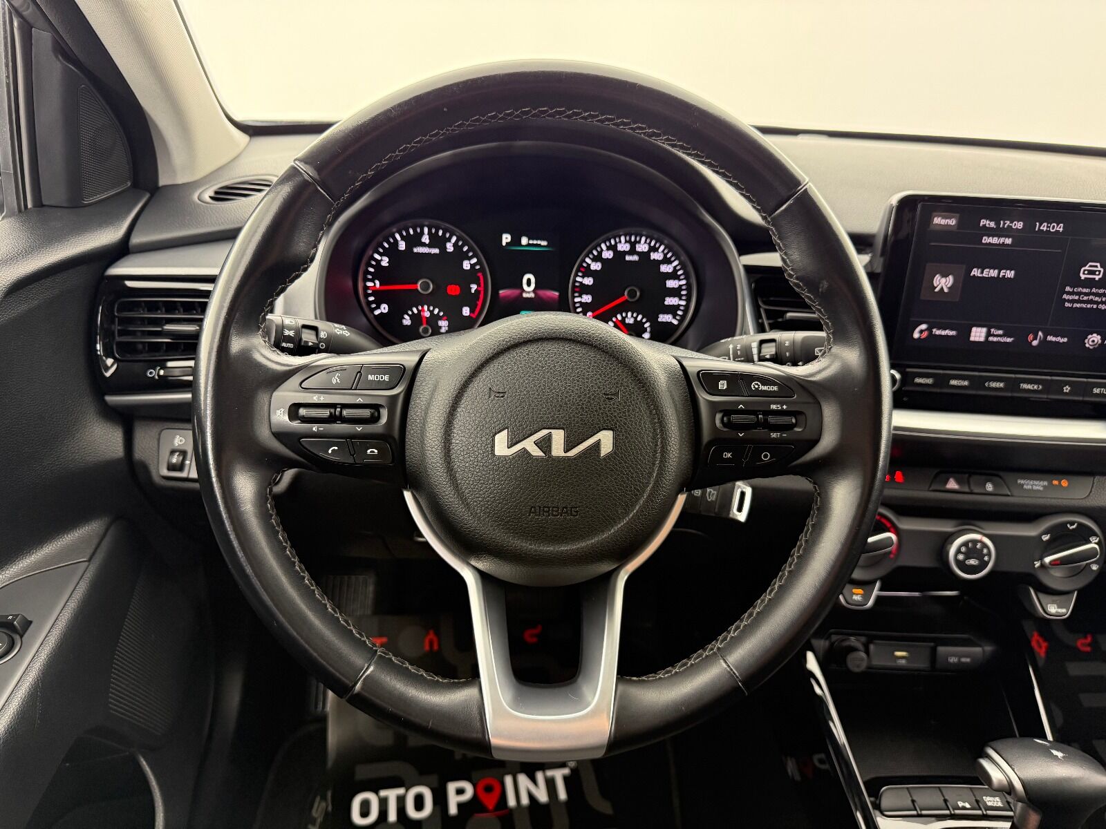 Kia Stonic 1.0 T-GDI Cool DCT - 2024 - Detay