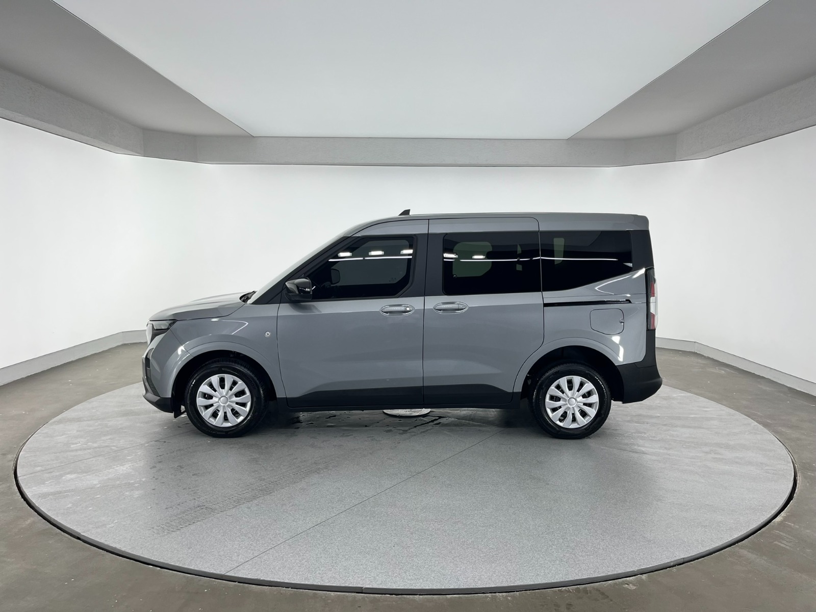 Ford Tourneo Courier Kombi 1.5 EcoBlue Deluxe - 2025 - Detay