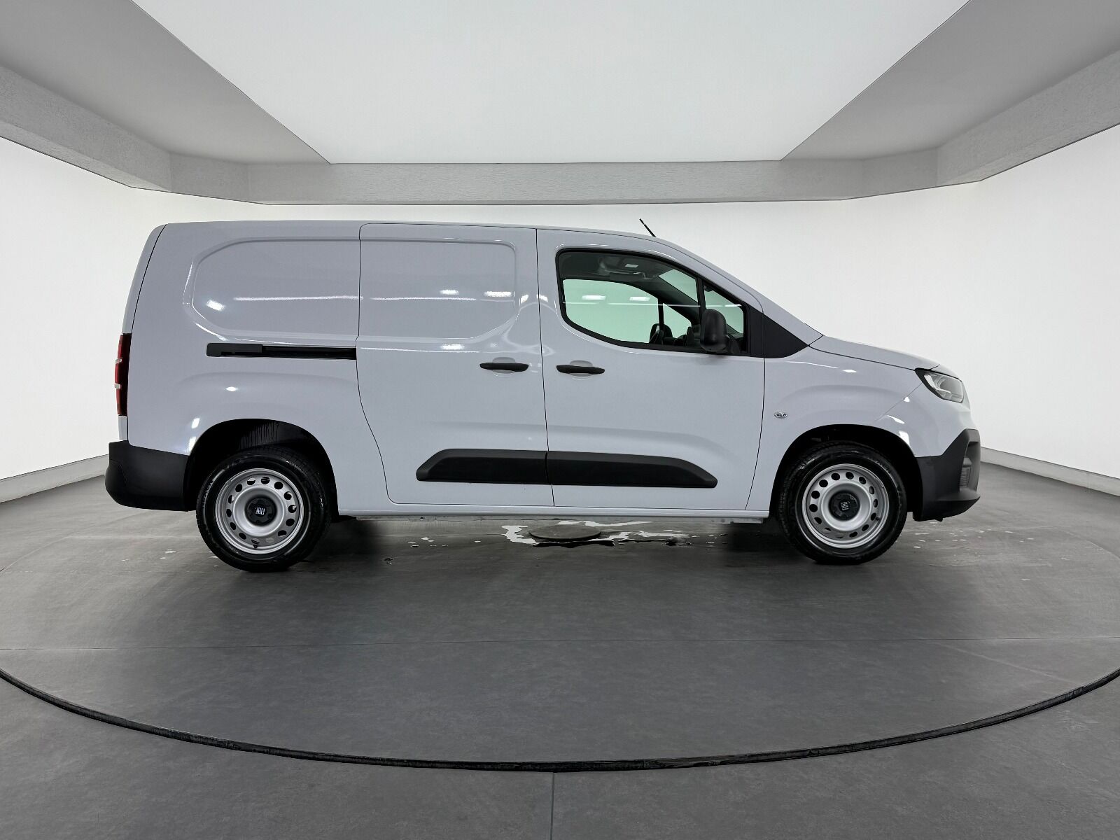 Fiat Doblo Cargo 1.5 BlueHDİ Maxi - 2025 - Detay
