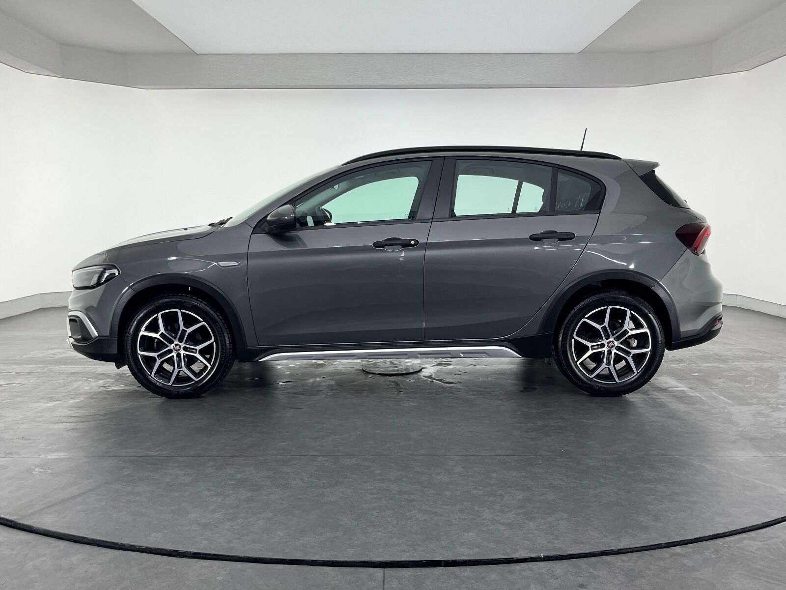 Fiat Egea Cross 1.6 MultiJet Urban GSR Traction+ DCT - 2024 - Detay
