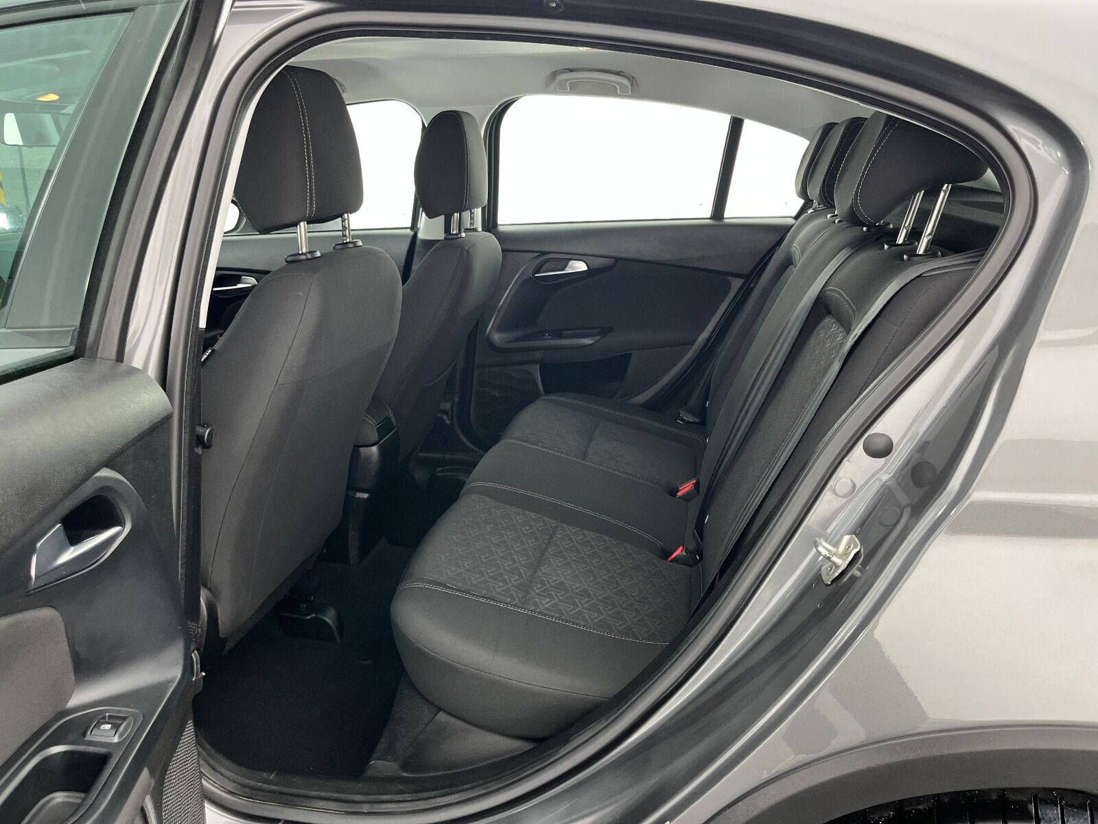 Fiat Egea Cross 1.6 MultiJet Urban GSR Traction+ DCT - 2024 - Detay