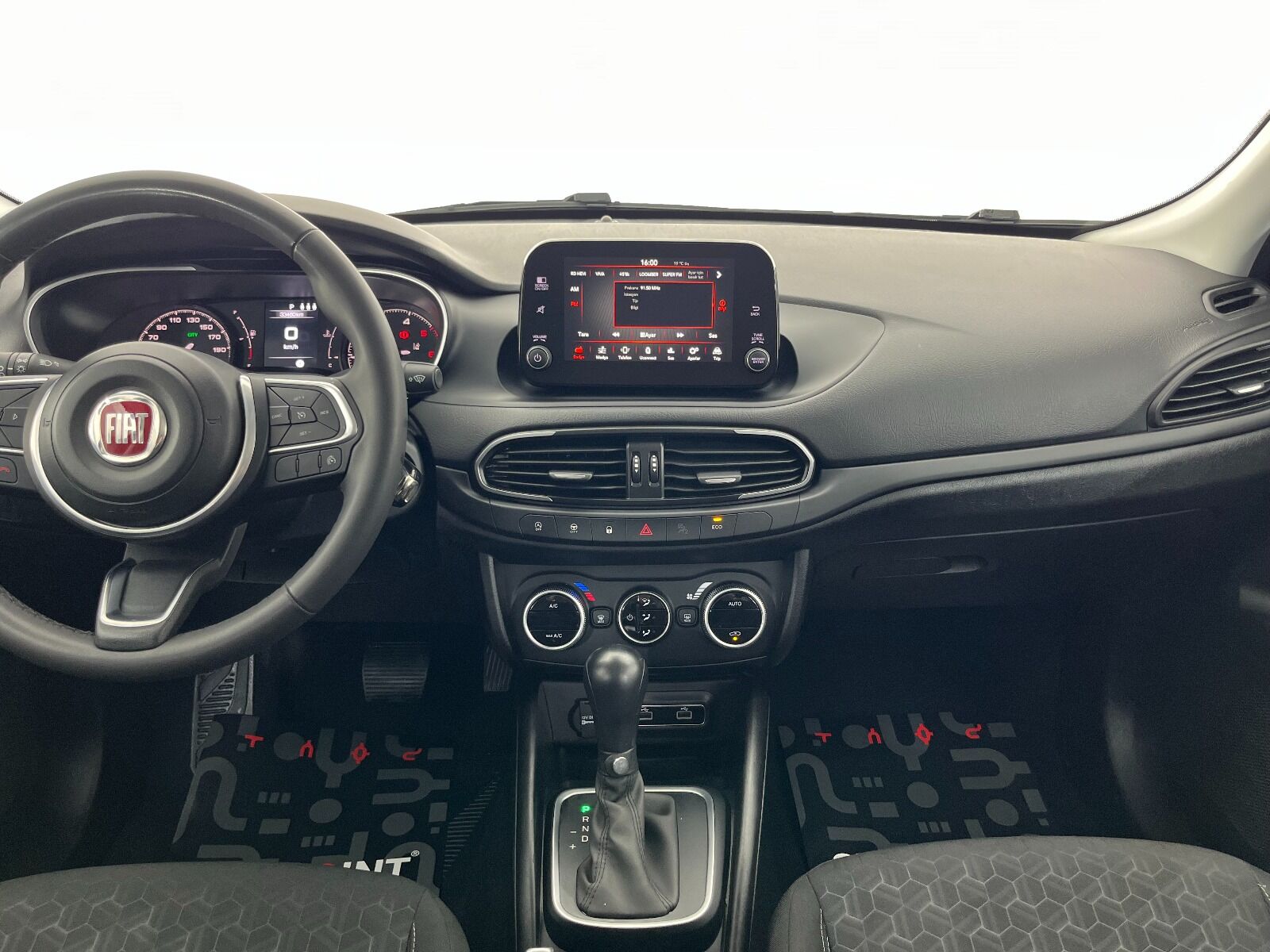 Fiat Egea Cross 1.6 MultiJet Urban GSR Traction+ DCT - 2024 - Detay