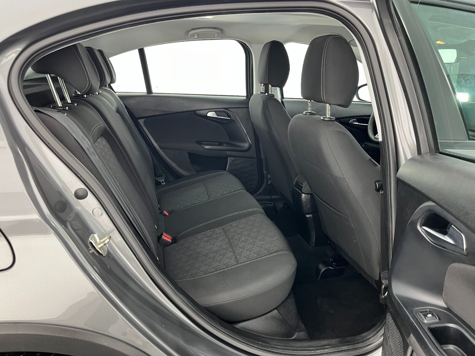 Fiat Egea Cross 1.6 MultiJet Urban GSR Traction+ DCT - 2024 - Detay