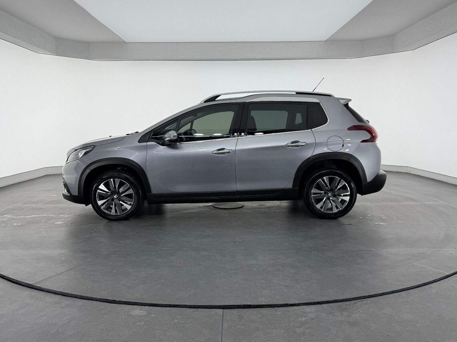 Peugeot 2008 1.5 BlueHDI Start&Stop Allure EAT6 - 2019 - Detay