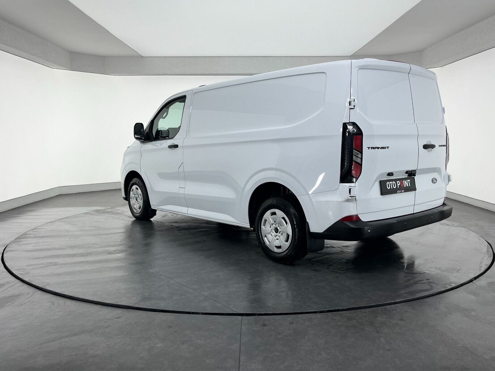 Ford Transit Custom 2.0 EcoBlue UPG 320 S Deluxe - 2024 - Detay