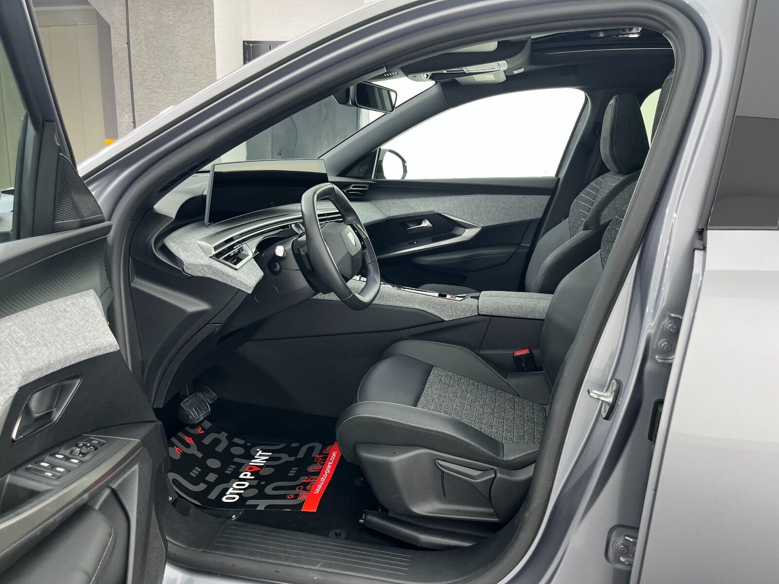 Peugeot 3008 Crossover 1.2 Hybrid Allure eDCS6 - 2025 - Detay