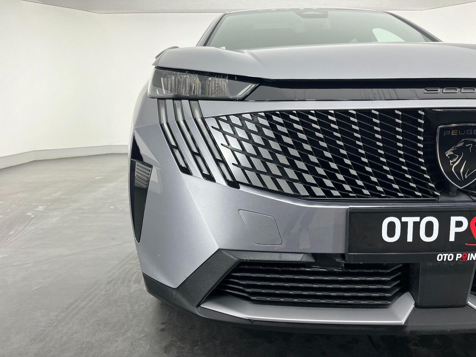 Peugeot 3008 Crossover 1.2 Hybrid Allure eDCS6 - 2025 - Detay