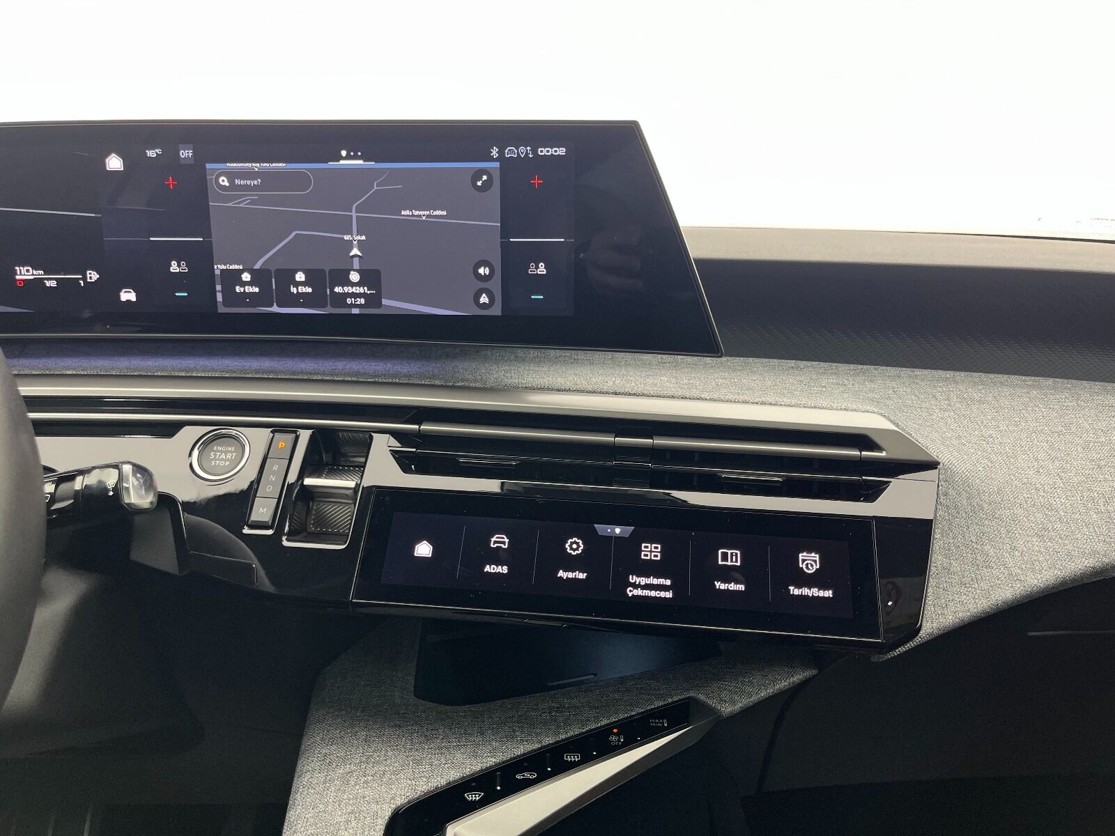 Peugeot 3008 Crossover 1.2 Hybrid Allure eDCS6 - 2025 - Detay