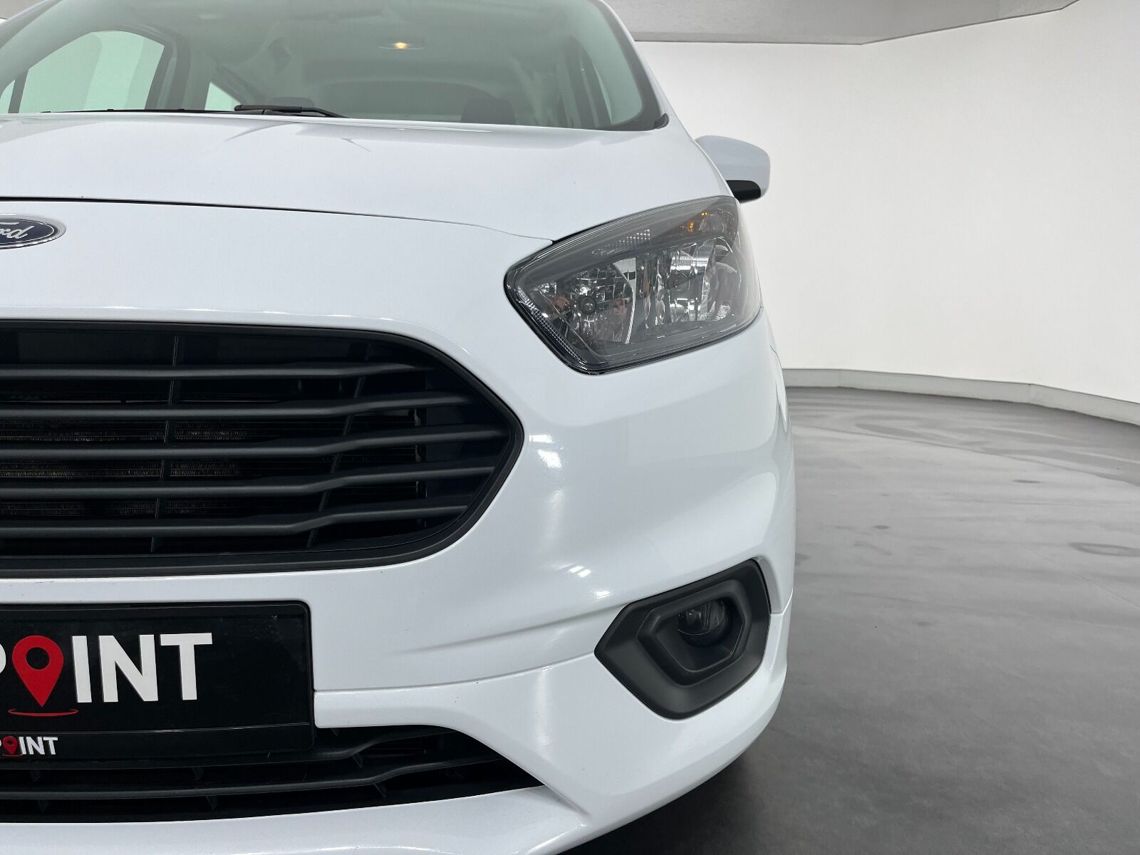 Ford Tourneo Courier 1.5 TDCI Deluxe - 2023 - Detay