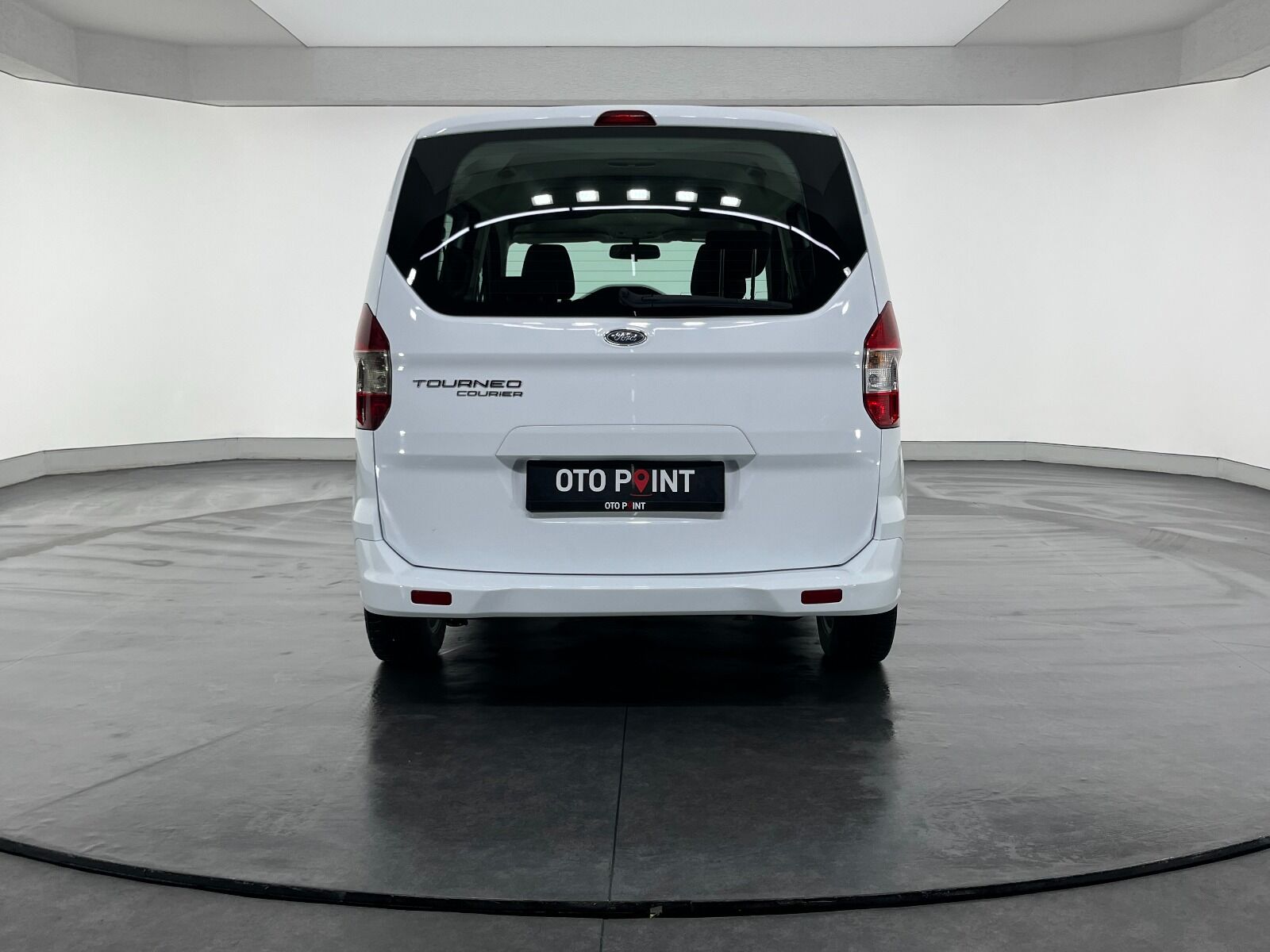 Ford Tourneo Courier 1.5 TDCI Deluxe - 2023 - Detay