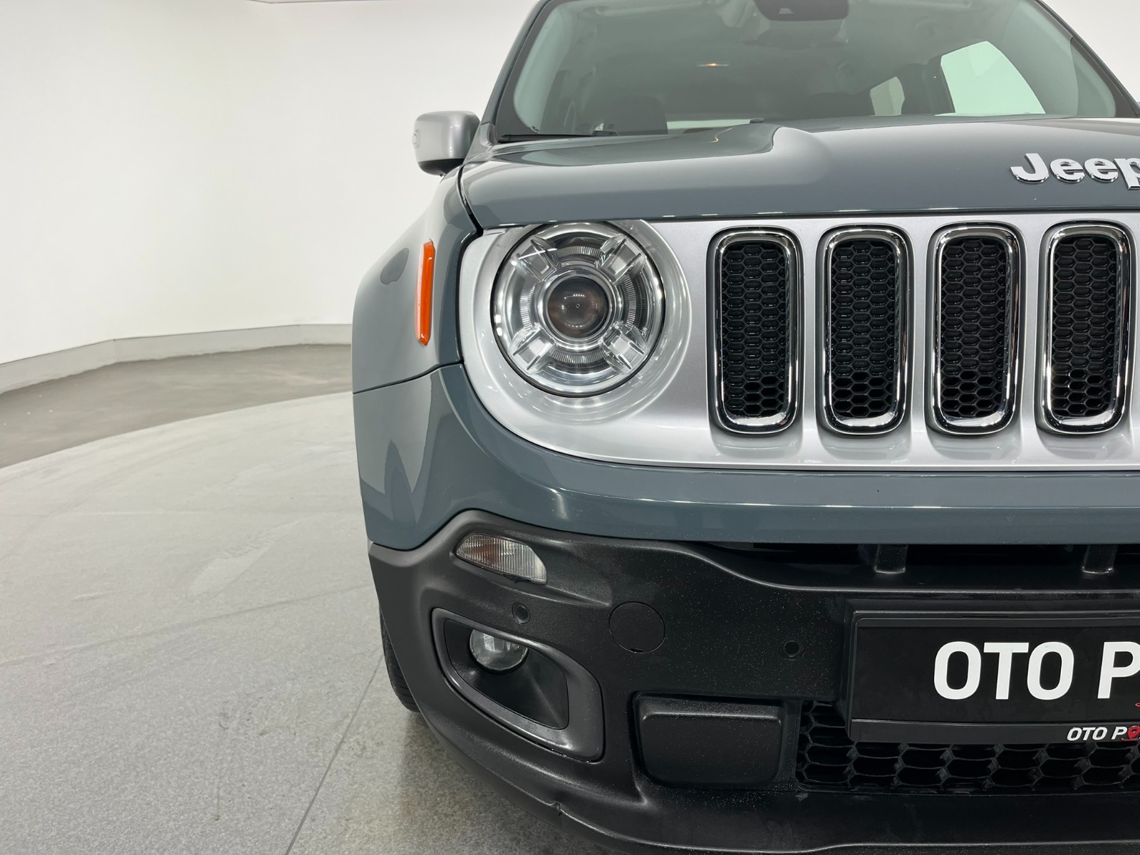 Jeep Renegade SUV 1.4 L MultiAir2 Turbo 4x2 Limited DDCT - 2017 - Detay