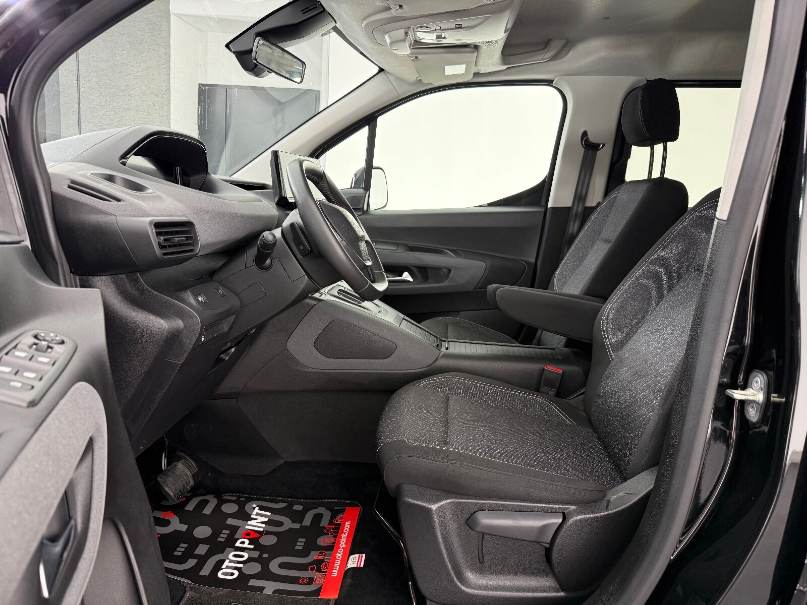 Peugeot Rifter 1.5 BlueHDI Allure EAT8 - 2026 - Detay