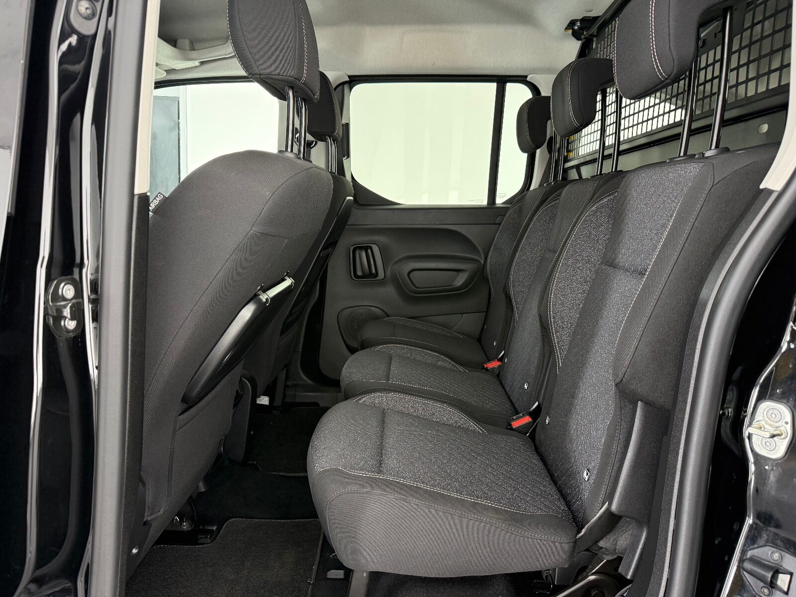 Peugeot Rifter 1.5 BlueHDI Allure EAT8 - 2026 - Detay