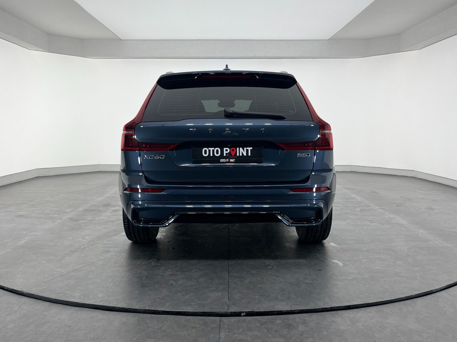 Volvo XC60 2.0 B5 Mild Hybrid Plus Dark AWD - 2025 - Detay